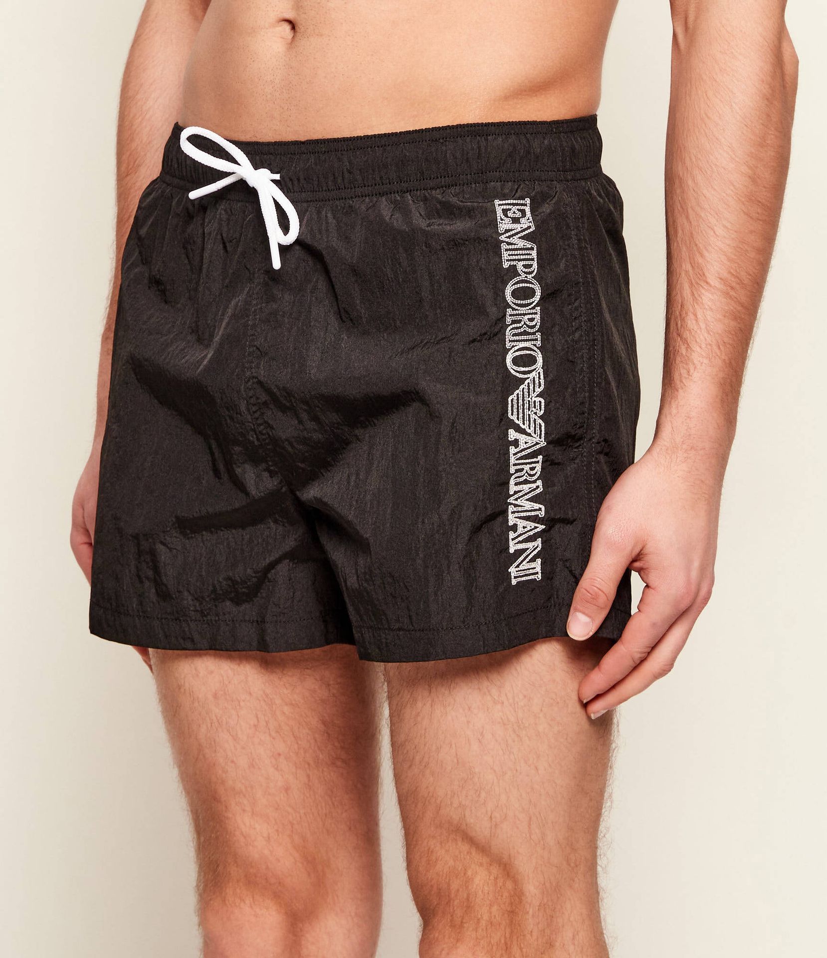Emporio Armani Szorty kąpielowe Regular Fit