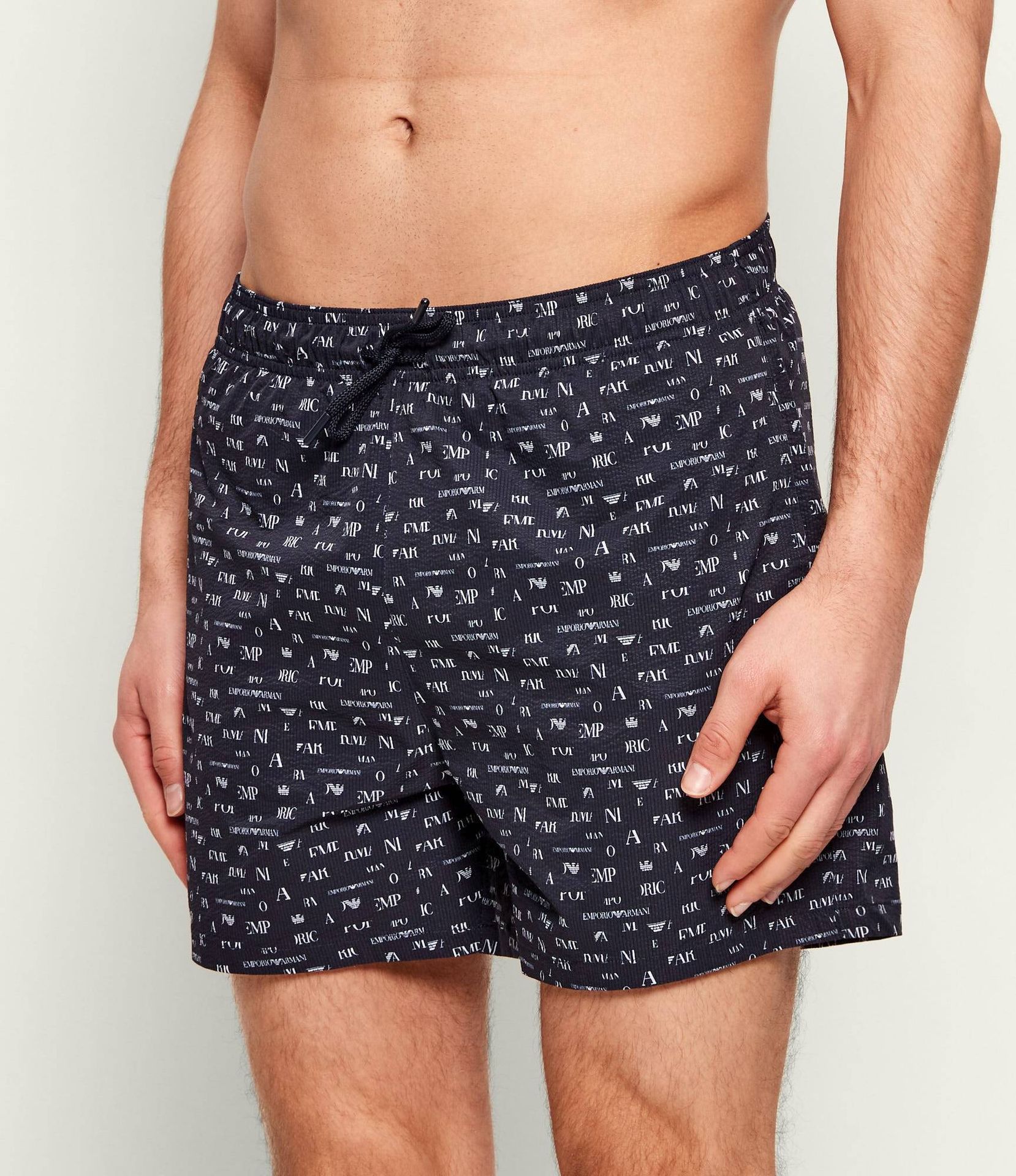 Emporio Armani Szorty kąpielowe Regular Fit