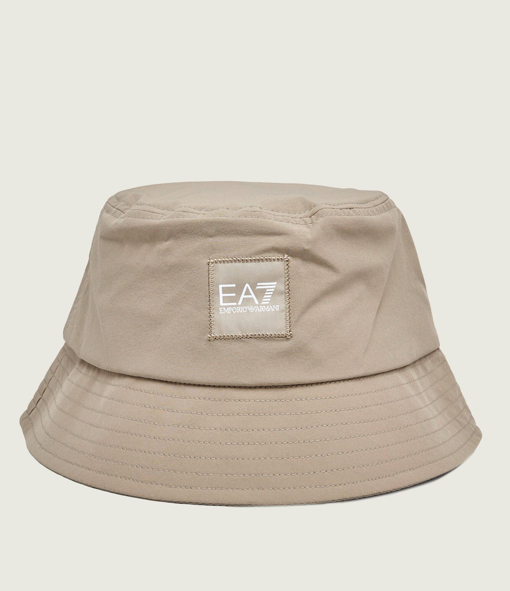 EA7 Kapelusz