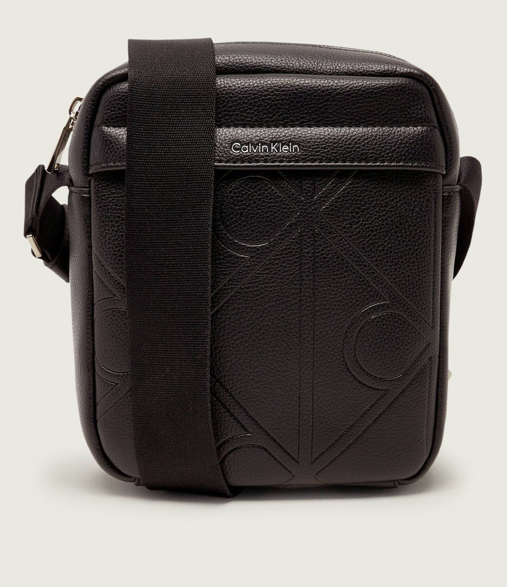 Calvin Klein Reporterka