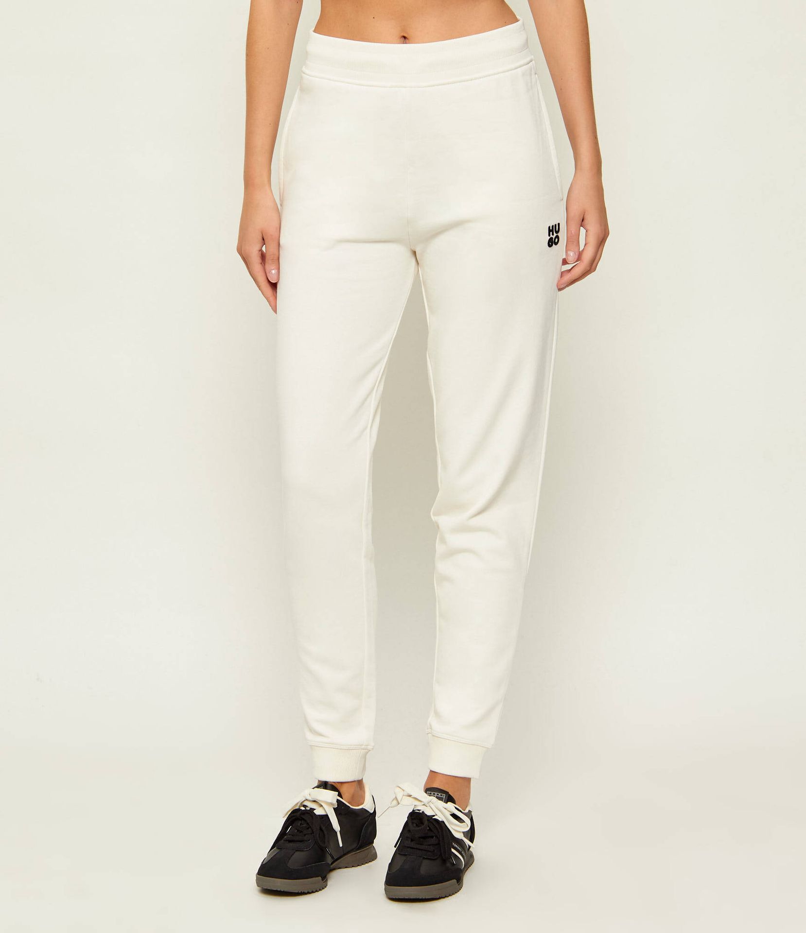 HUGO Spodnie dresowe Nelfinia Regular Fit