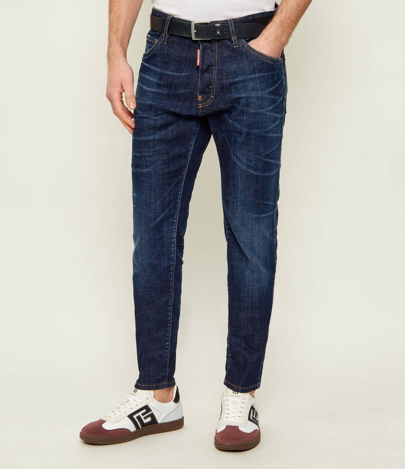 Dsquared2 Jeansy Teddy Tapered fit