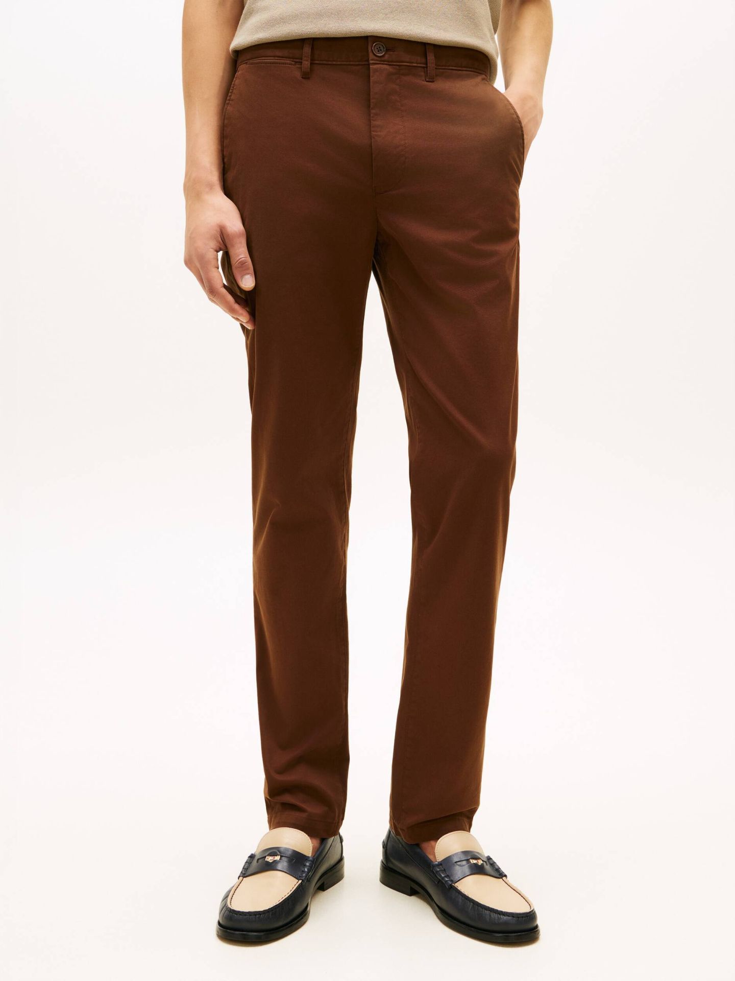 Tommy Hilfiger Spodnie chino Denton TH x F.C. Liverpool Straight fit