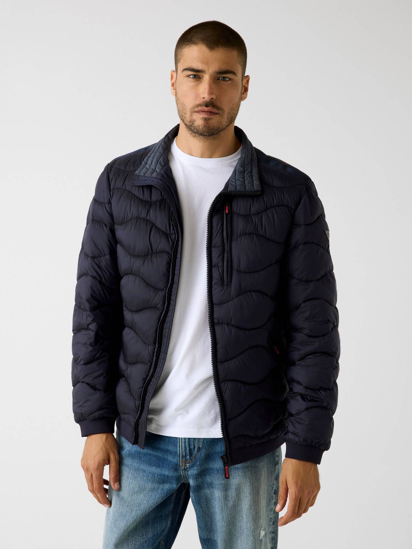GUESS Kurtka Regular Fit