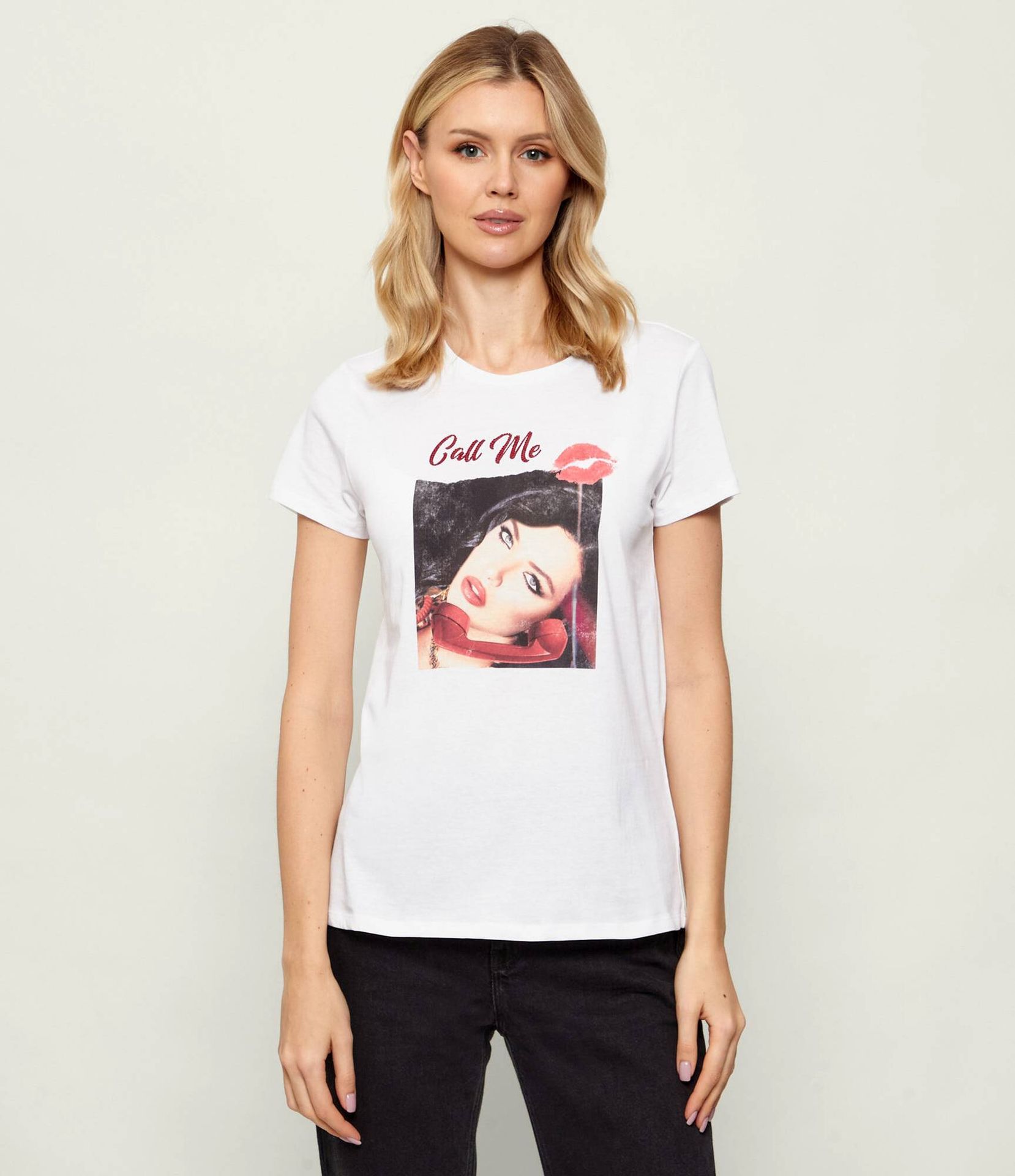 GUESS T-shirt CALL ME EASY Slim Fit