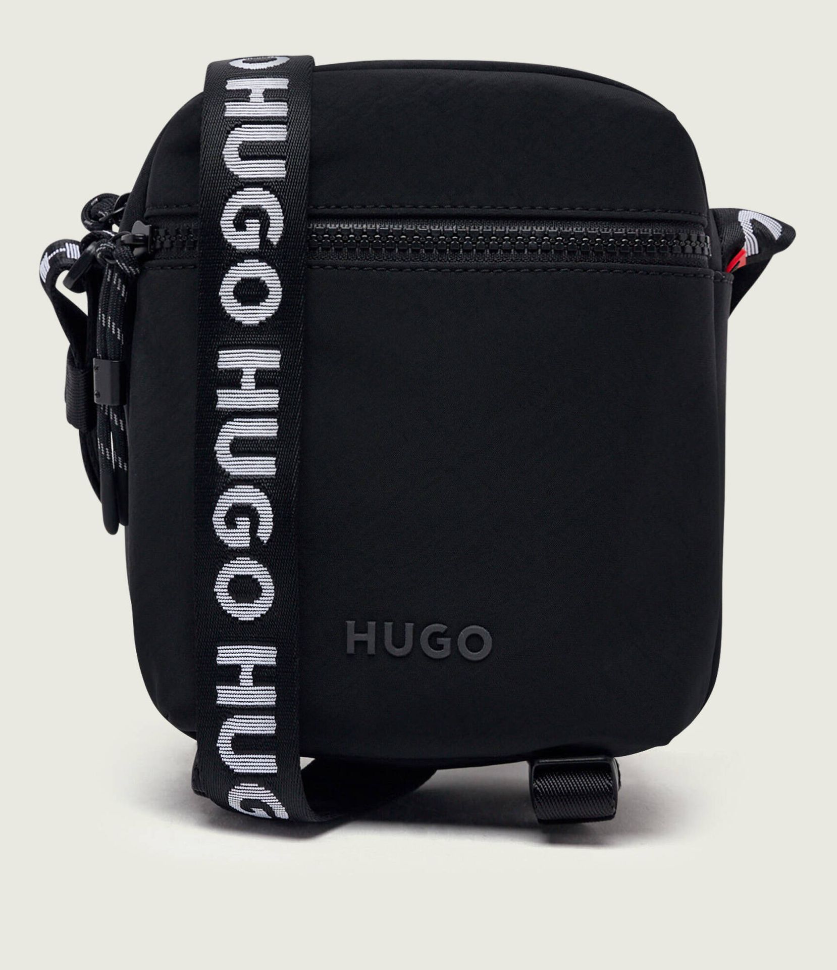 HUGO Reporterka AYDEN_NS