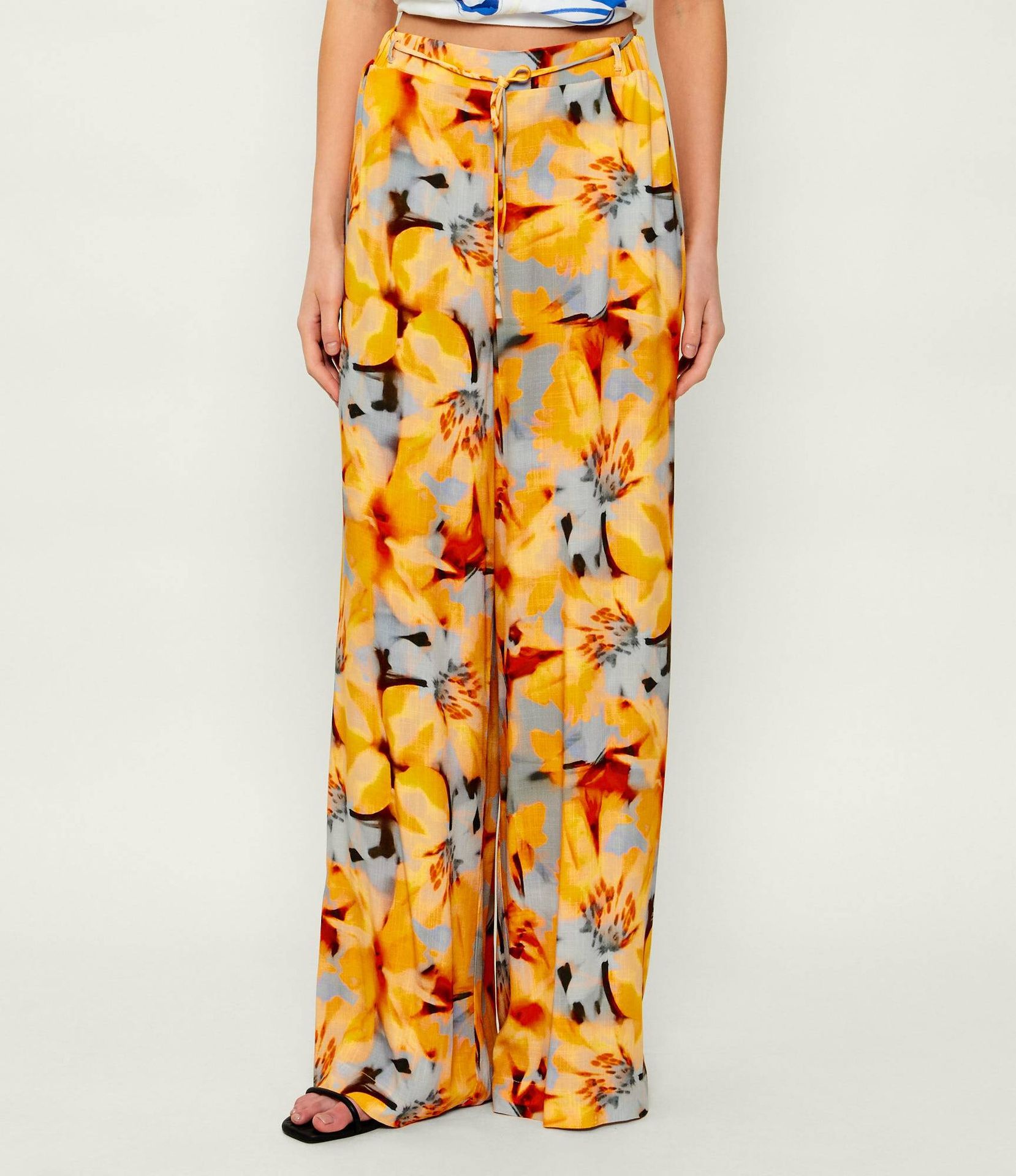 Desigual Spodnie PRESTON Loose fit