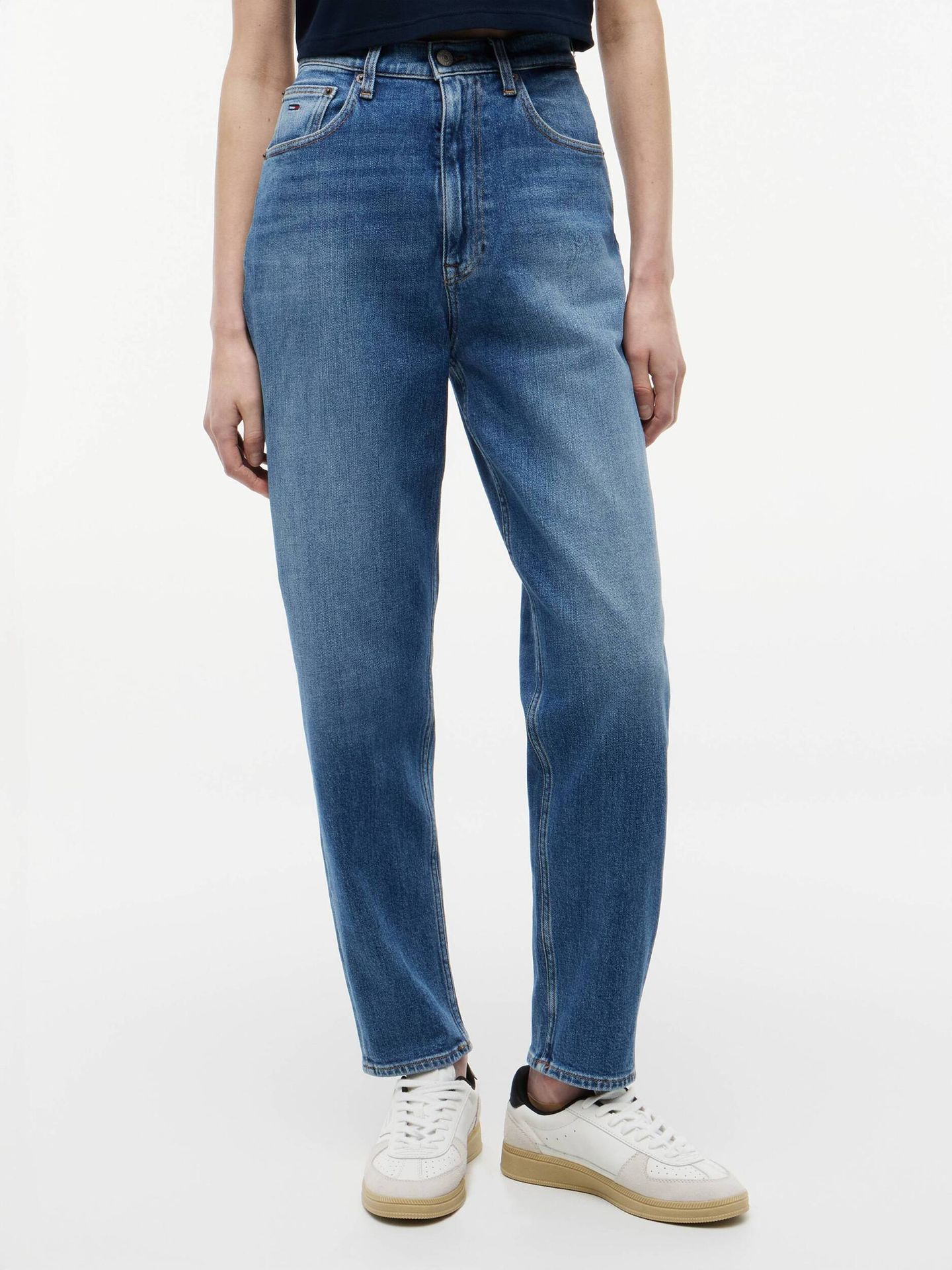 Tommy Jeans Jeansy BI0134 Tapered fit high waist