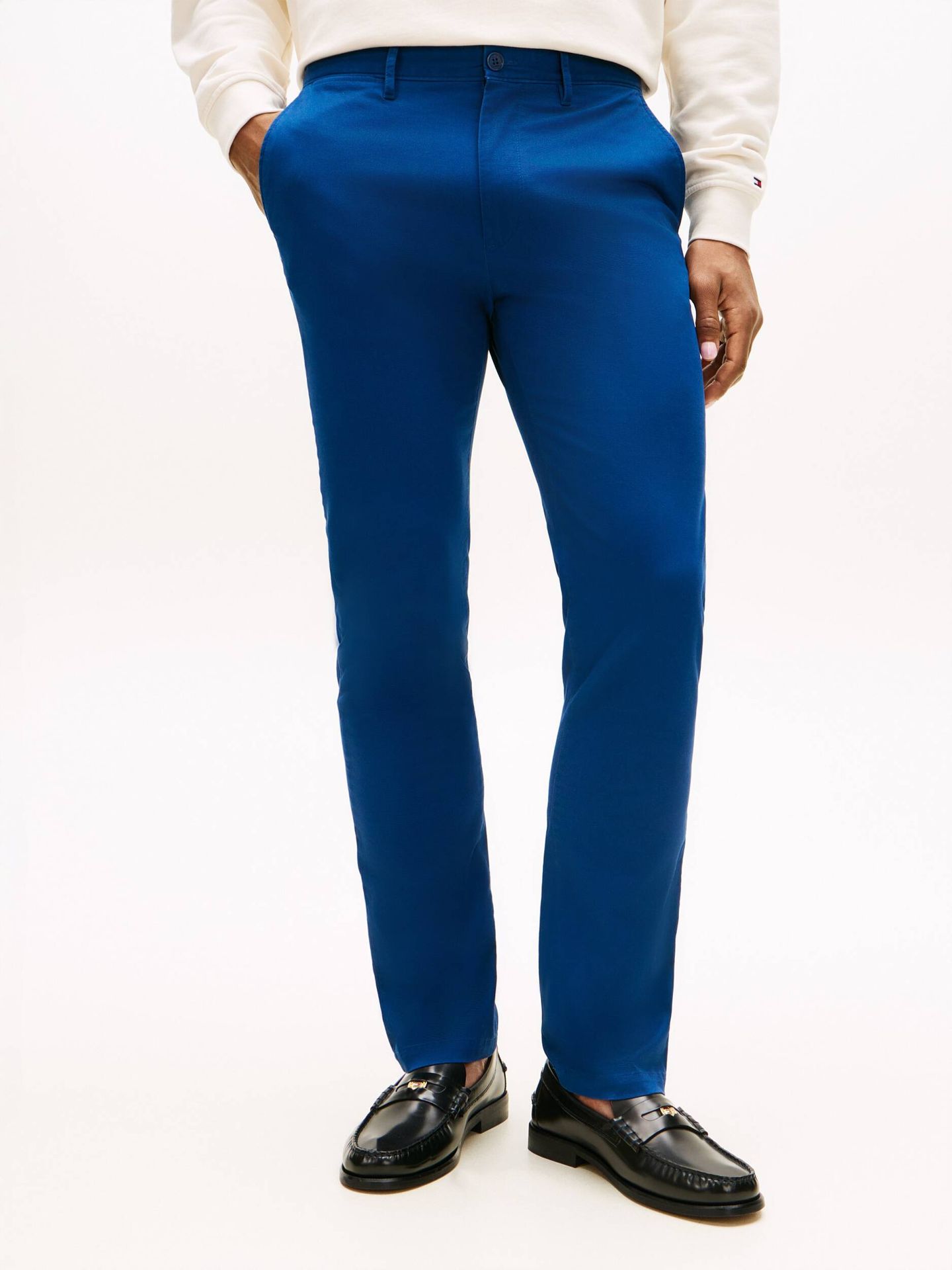 Tommy Hilfiger Spodnie chino Denton TH x F.C. Liverpool Straight fit