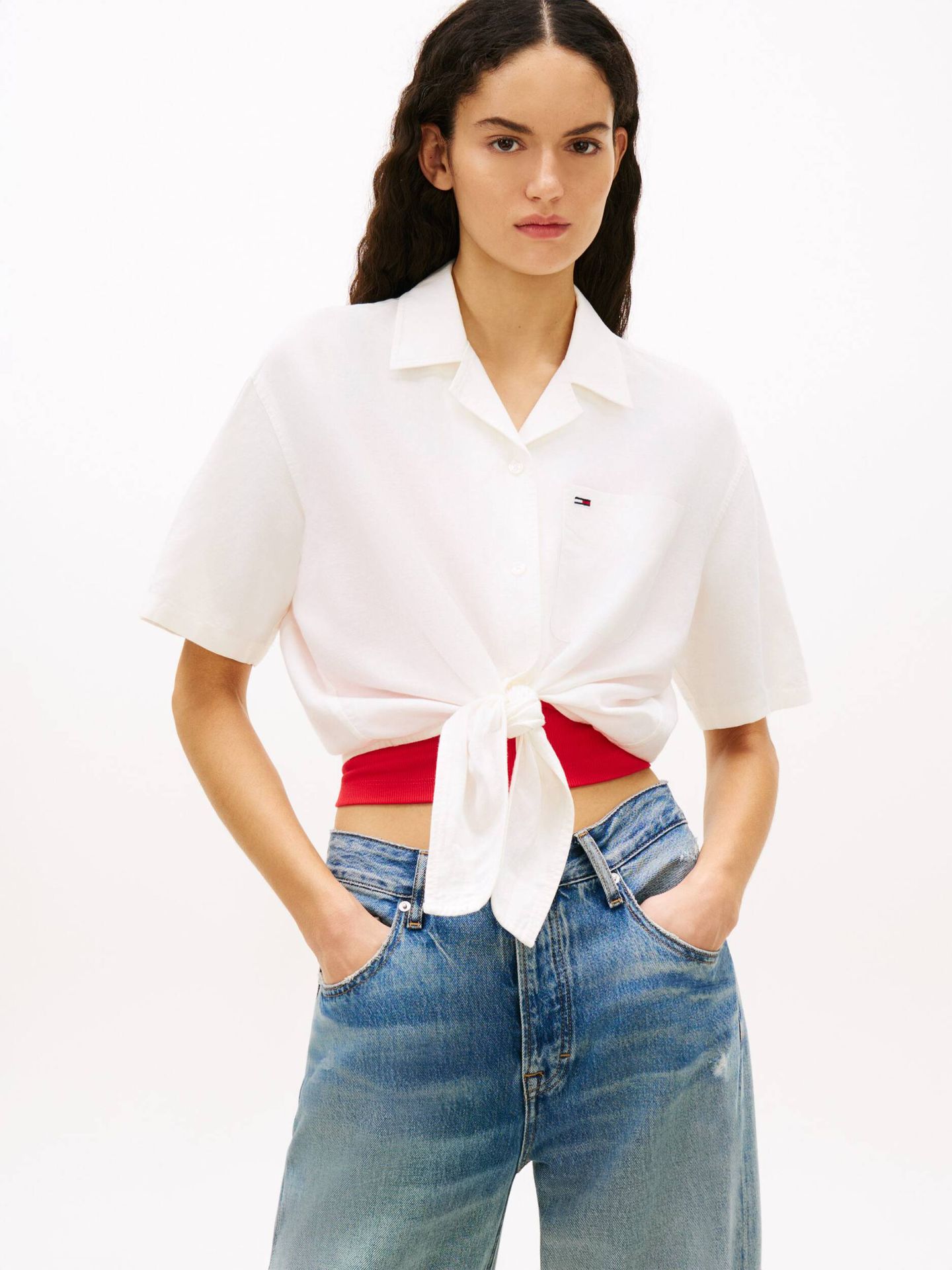 Tommy Jeans Lniana koszula Cropped Fit