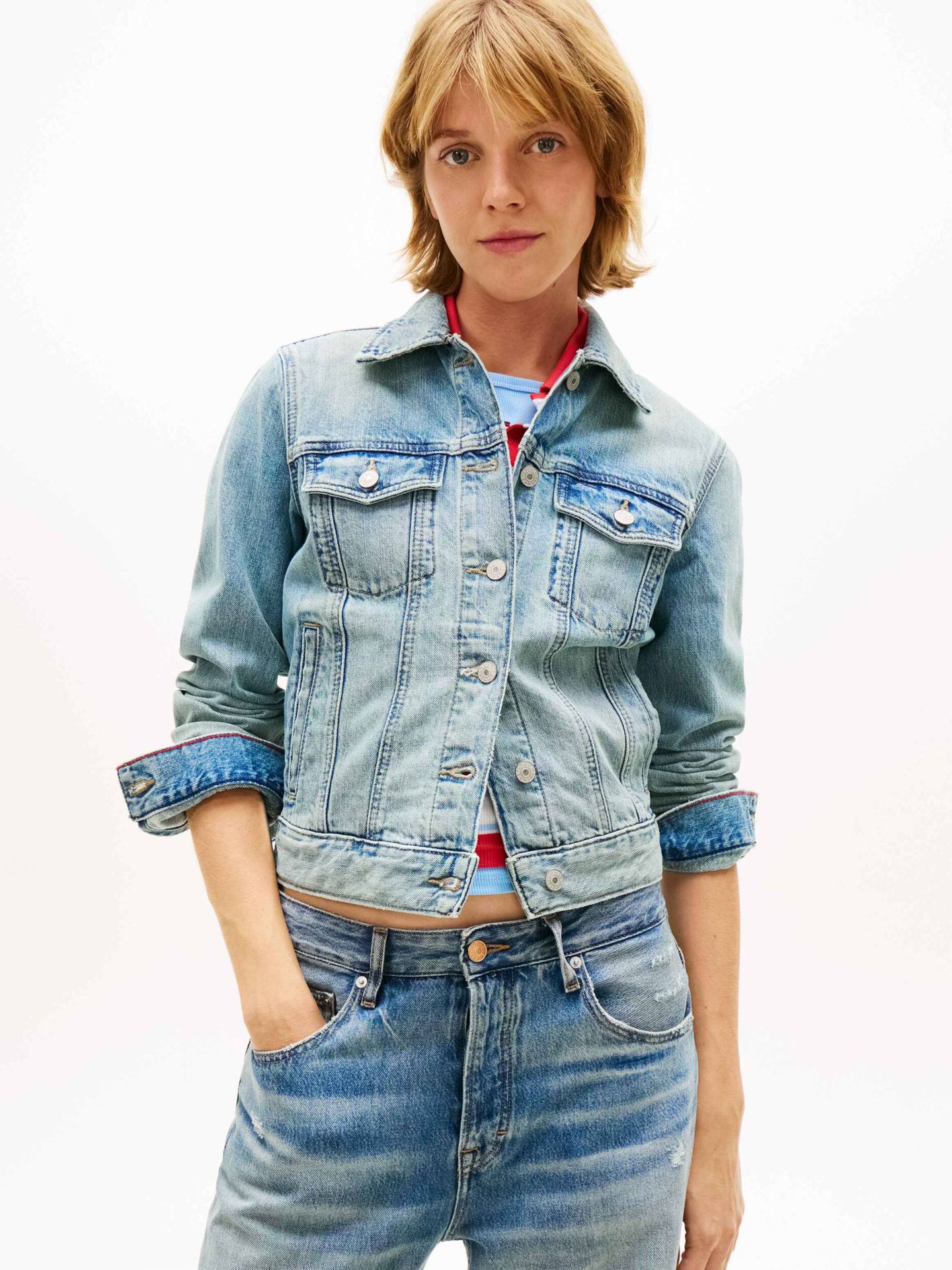 Tommy Jeans Jeansowa kurtka CLASSIC Regular Fit