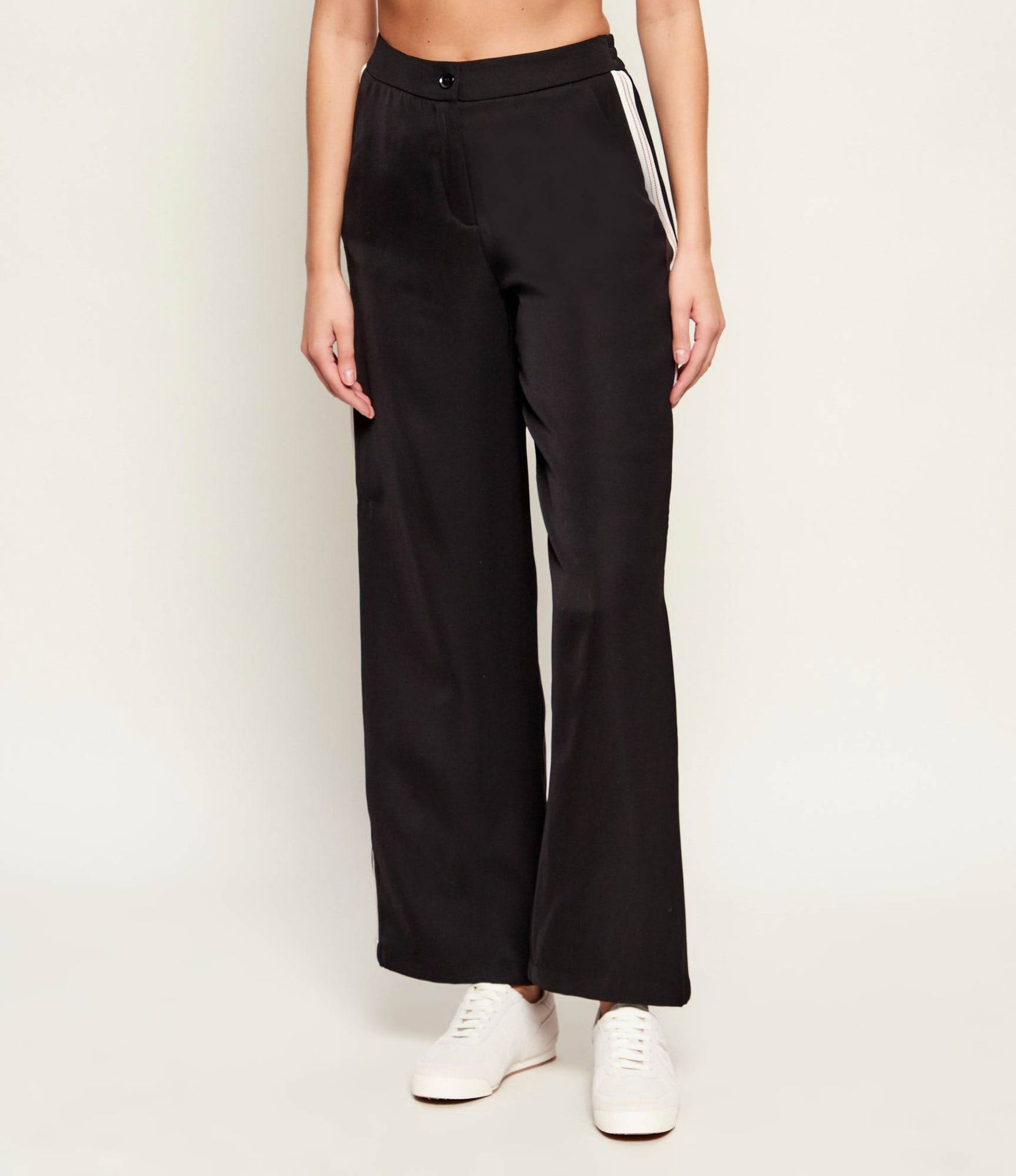 GUESS ACTIVE Spodnie dresowe CIRCE Straight fit