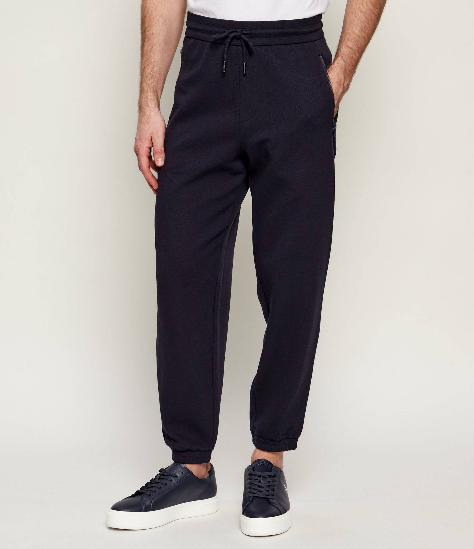 Armani Exchange Spodnie dresowe Regular Fit