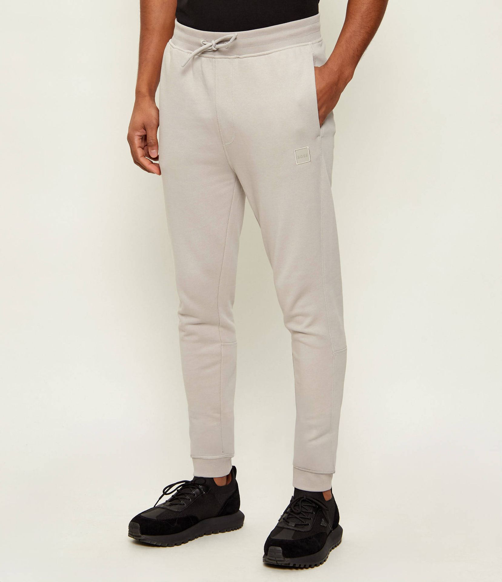 BOSS ORANGE Spodnie dresowe Sestart Regular Fit
