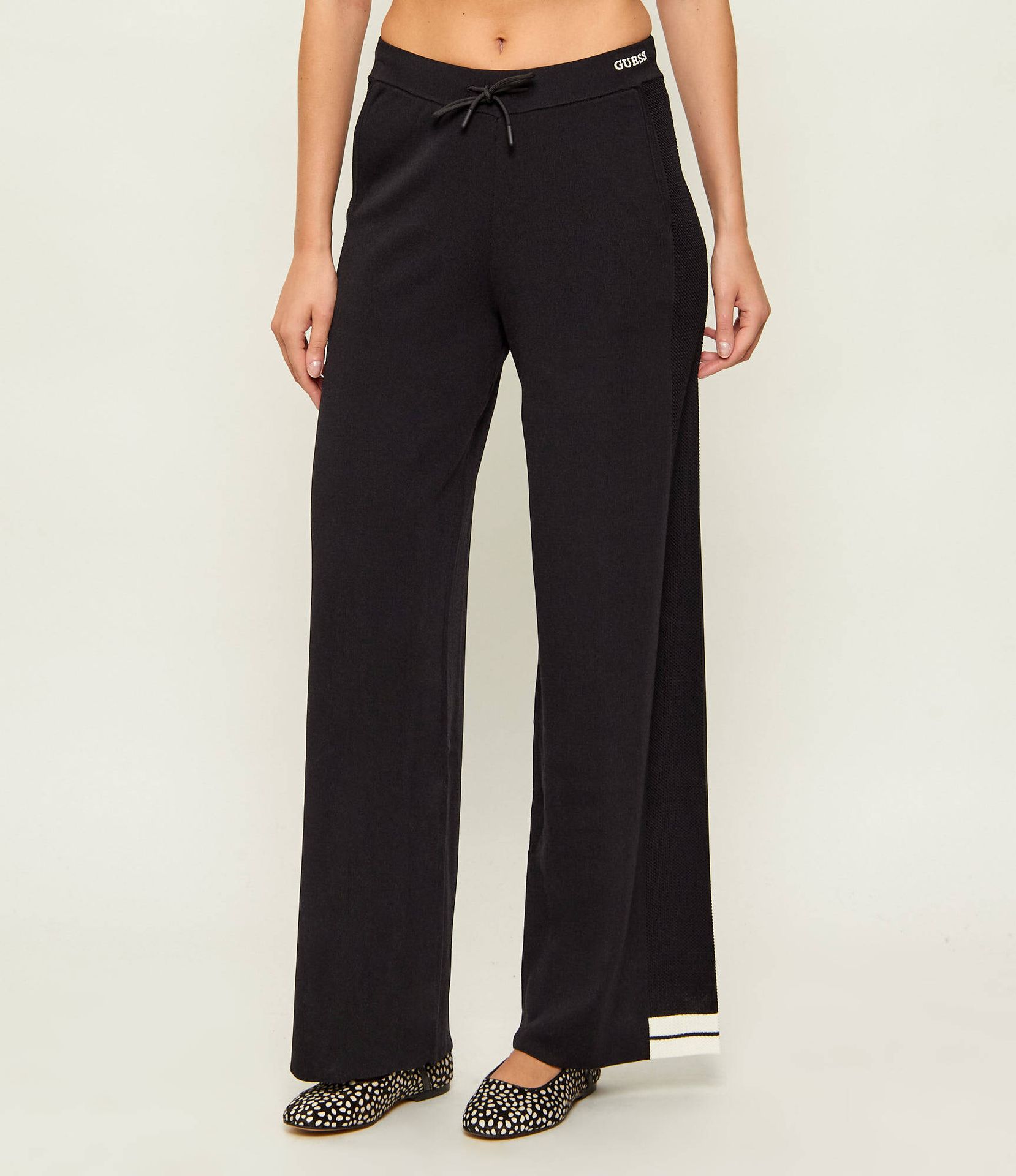 GUESS ACTIVE Spodnie dresowe GABRY Relaxed fit