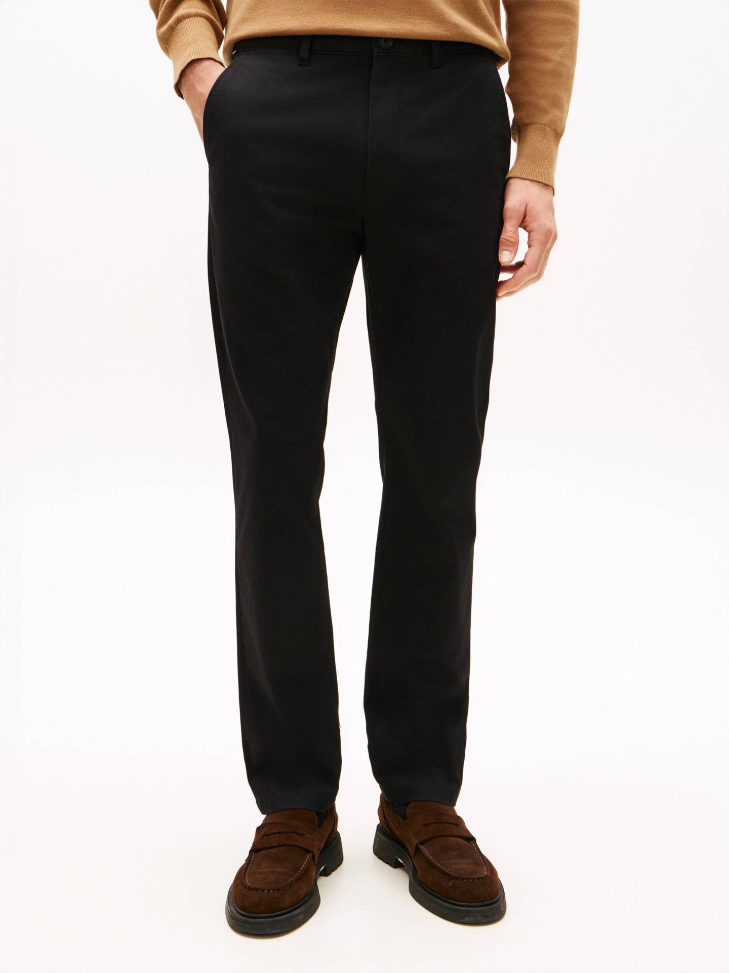Tommy Hilfiger Spodnie chino Denton TH x F.C. Liverpool Straight fit