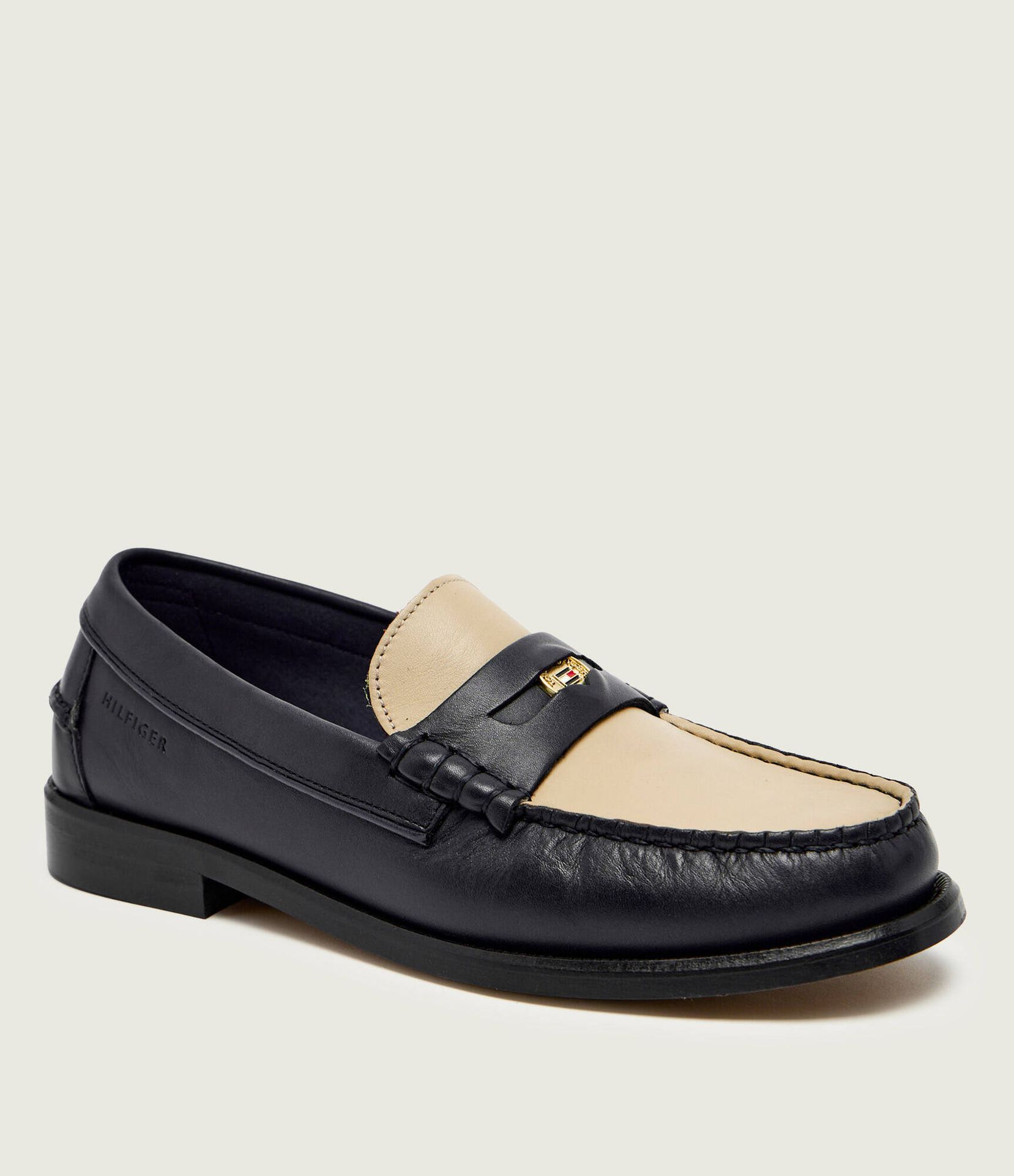 Tommy Hilfiger Skórzane mokasyny PENNY CRUST TH x F.C. Liverpool