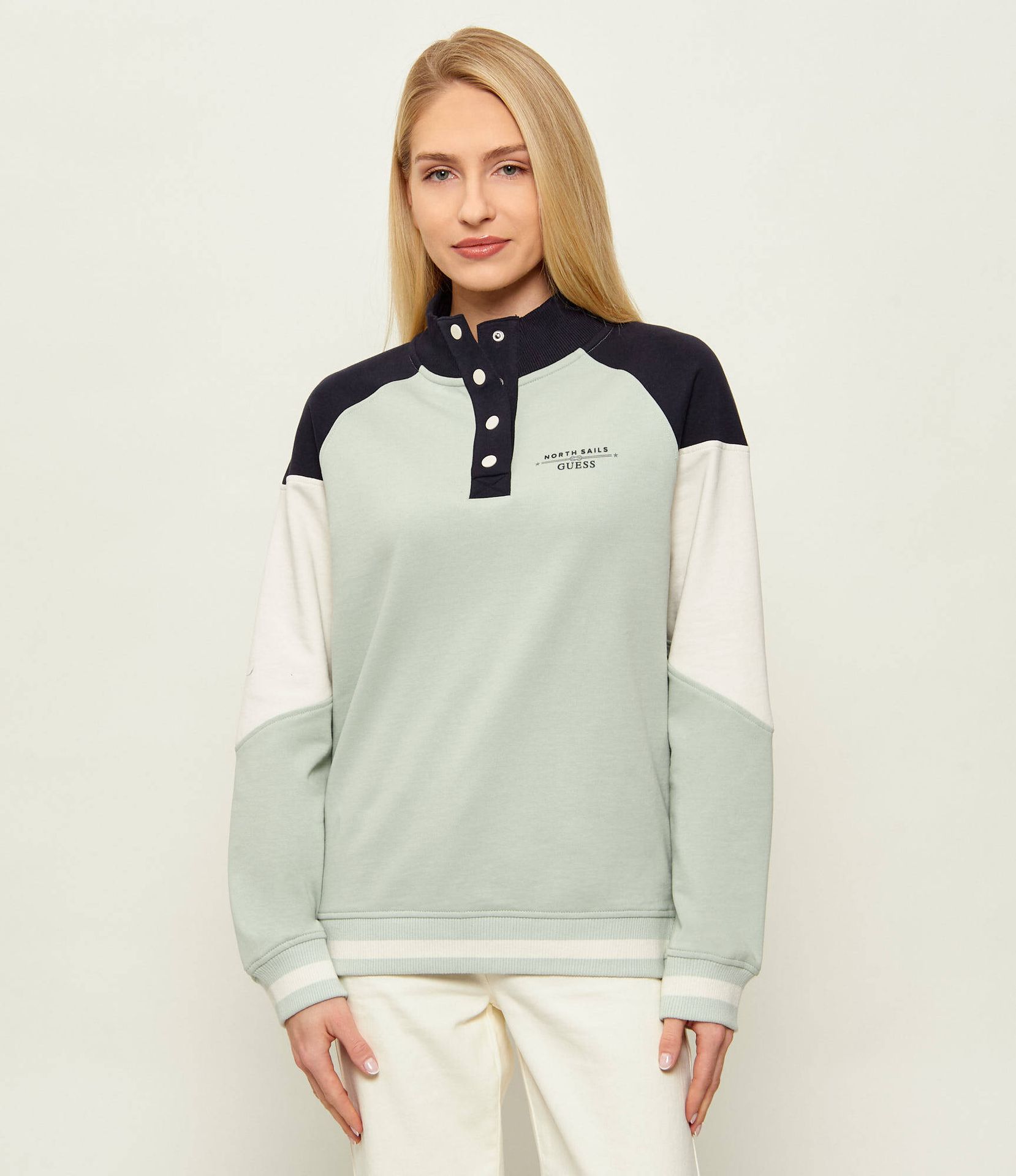 GUESS Bluza Regular Fit