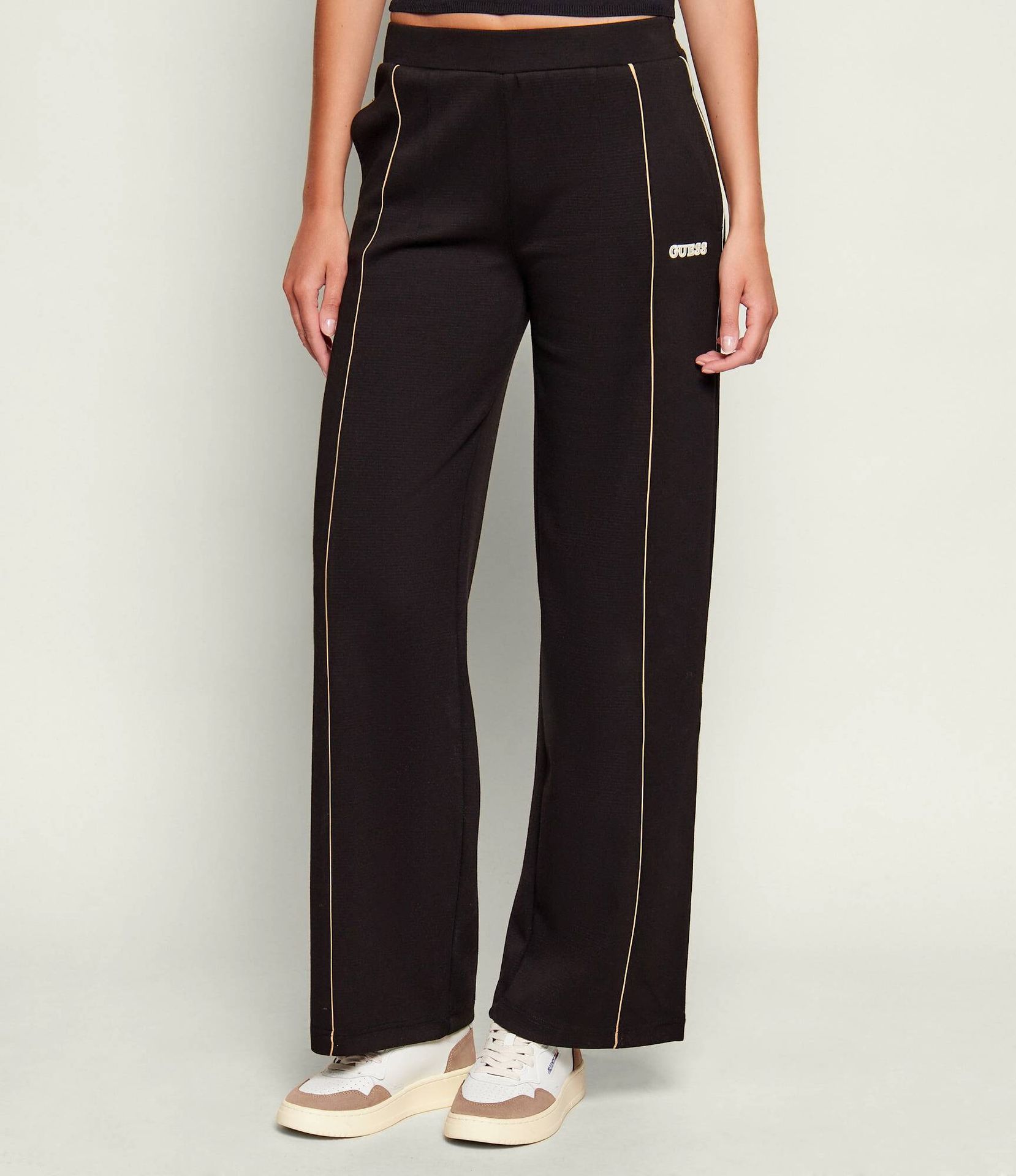 GUESS ACTIVE Spodnie dresowe GEORGIA Loose fit