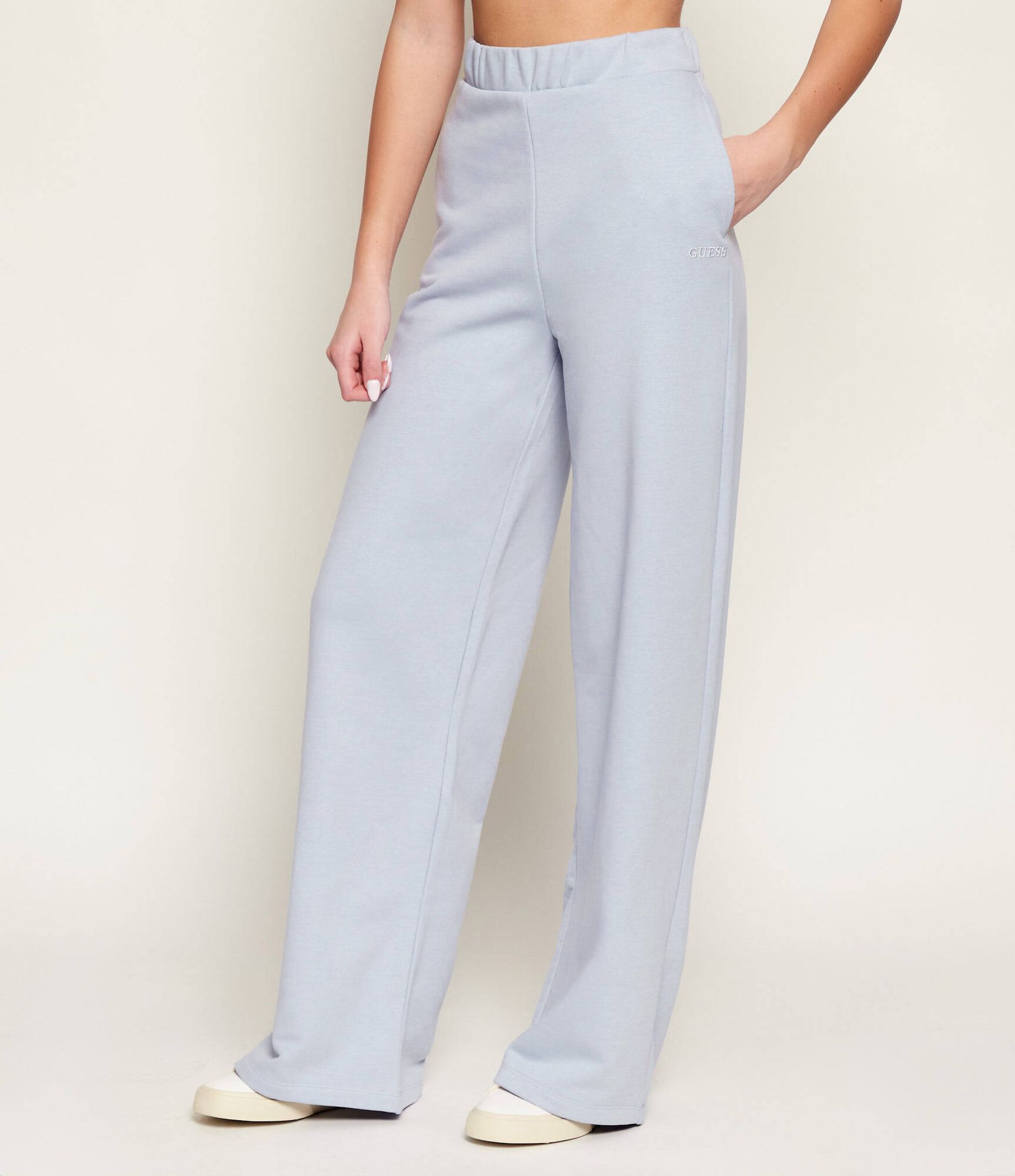 GUESS ACTIVE Spodnie dresowe YAYOI Relaxed fit