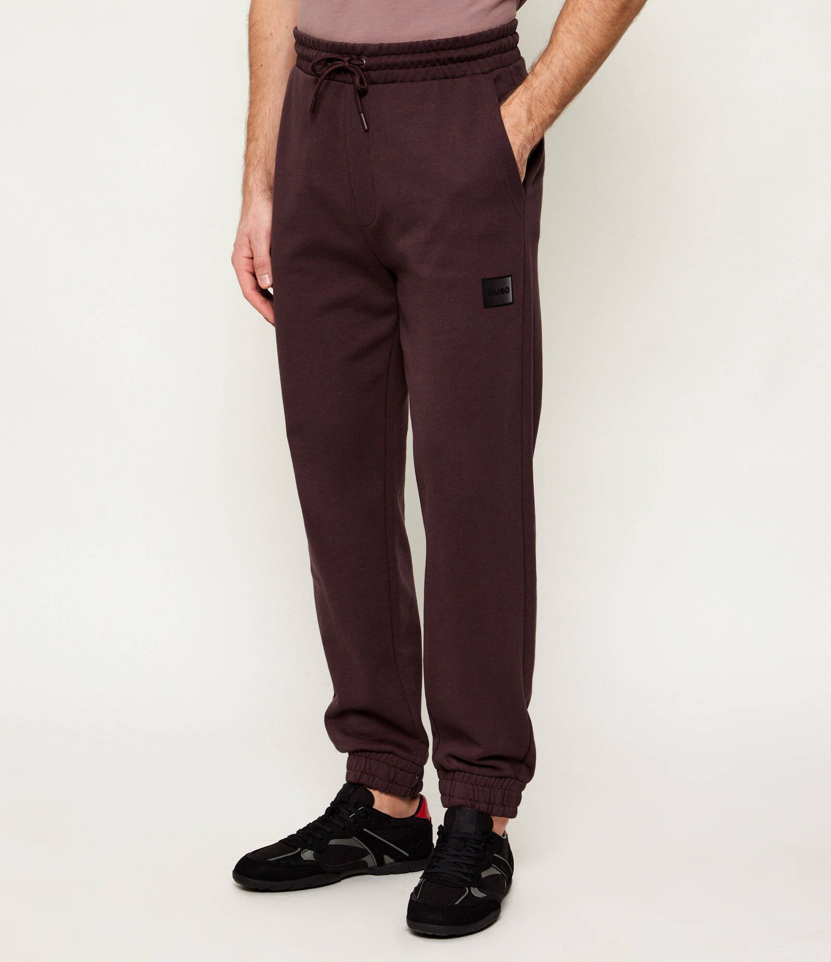 HUGO Spodnie dresowe Danopan Relaxed fit