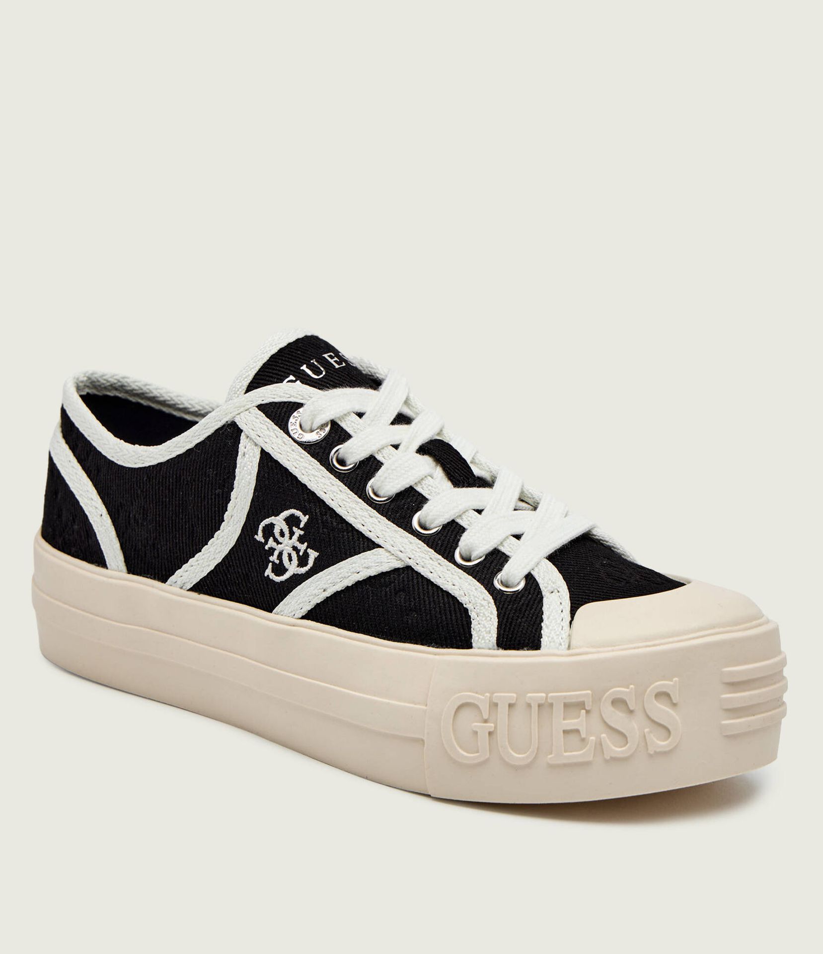 Guess Trampki ISSAH