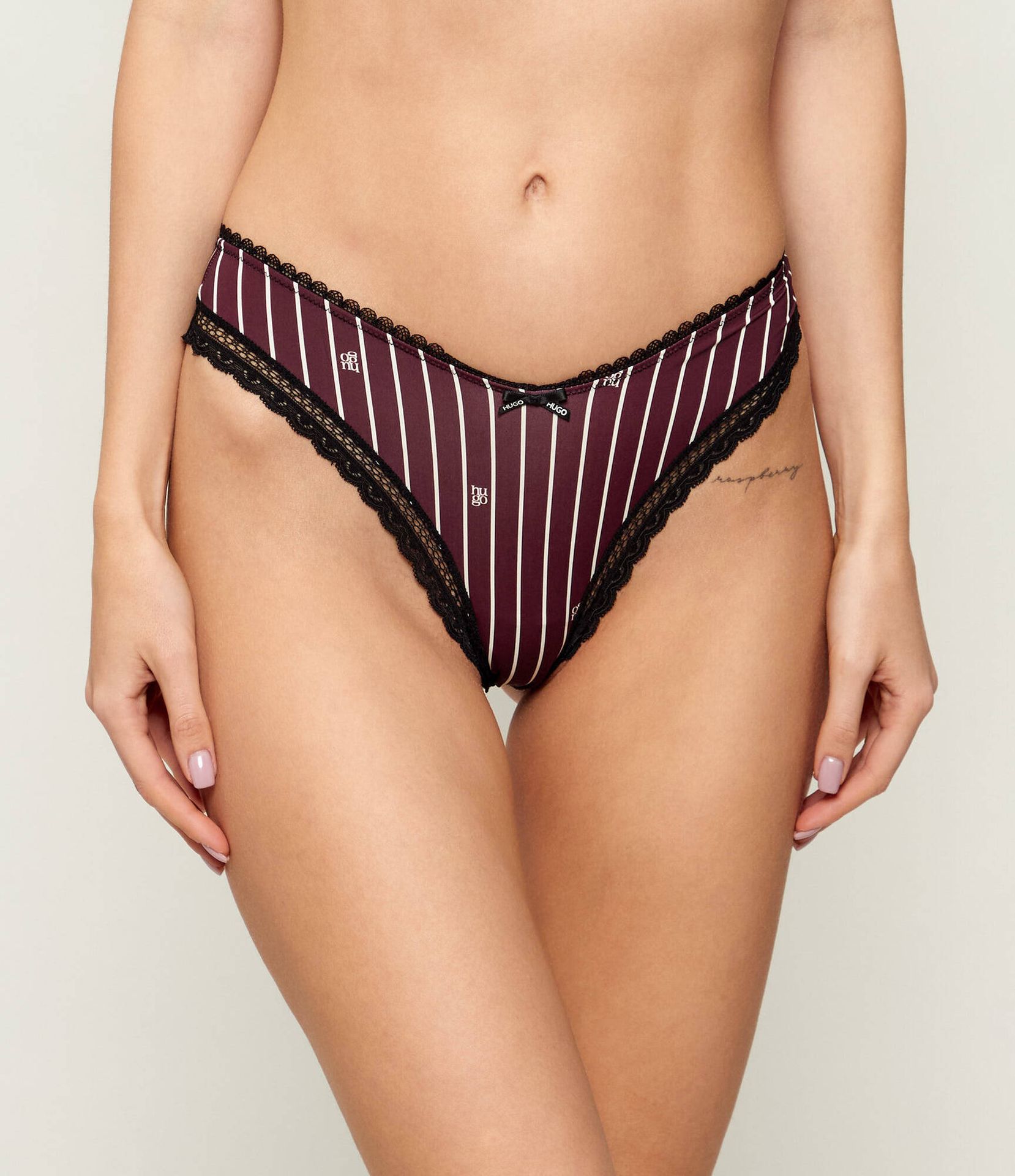 Hugo Bodywear Stringi UNIQUE