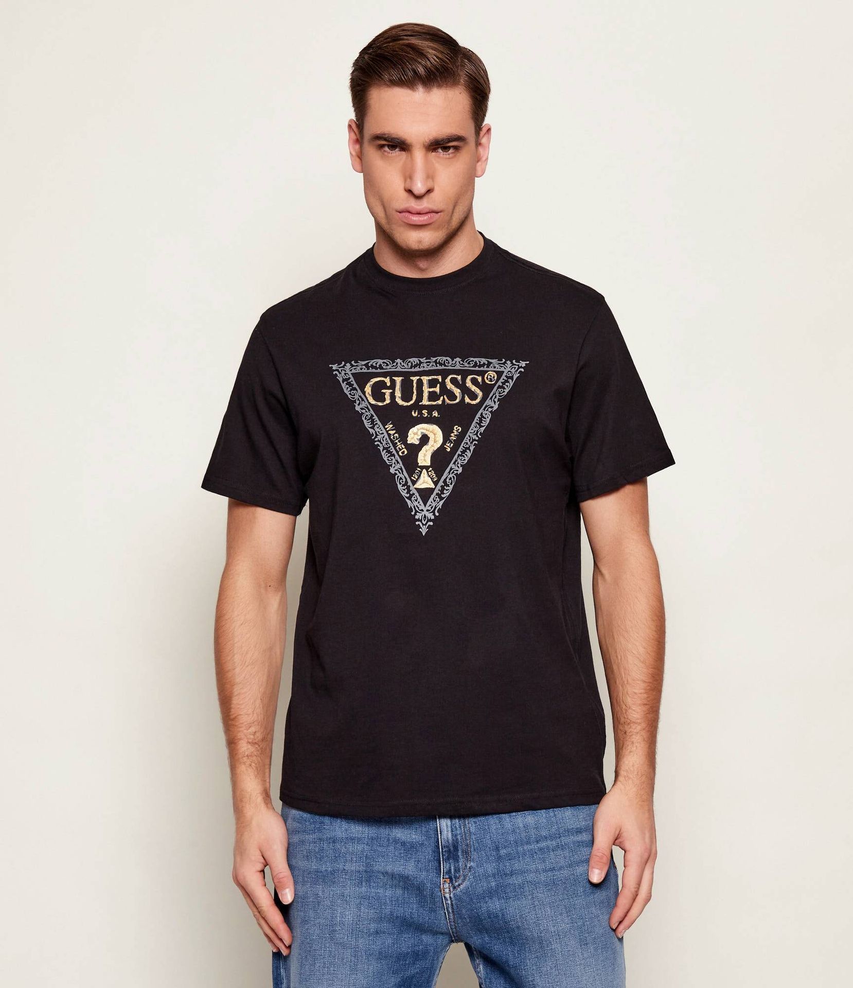 GUESS T-shirt GOLDEN TRIANGLE Regular Fit