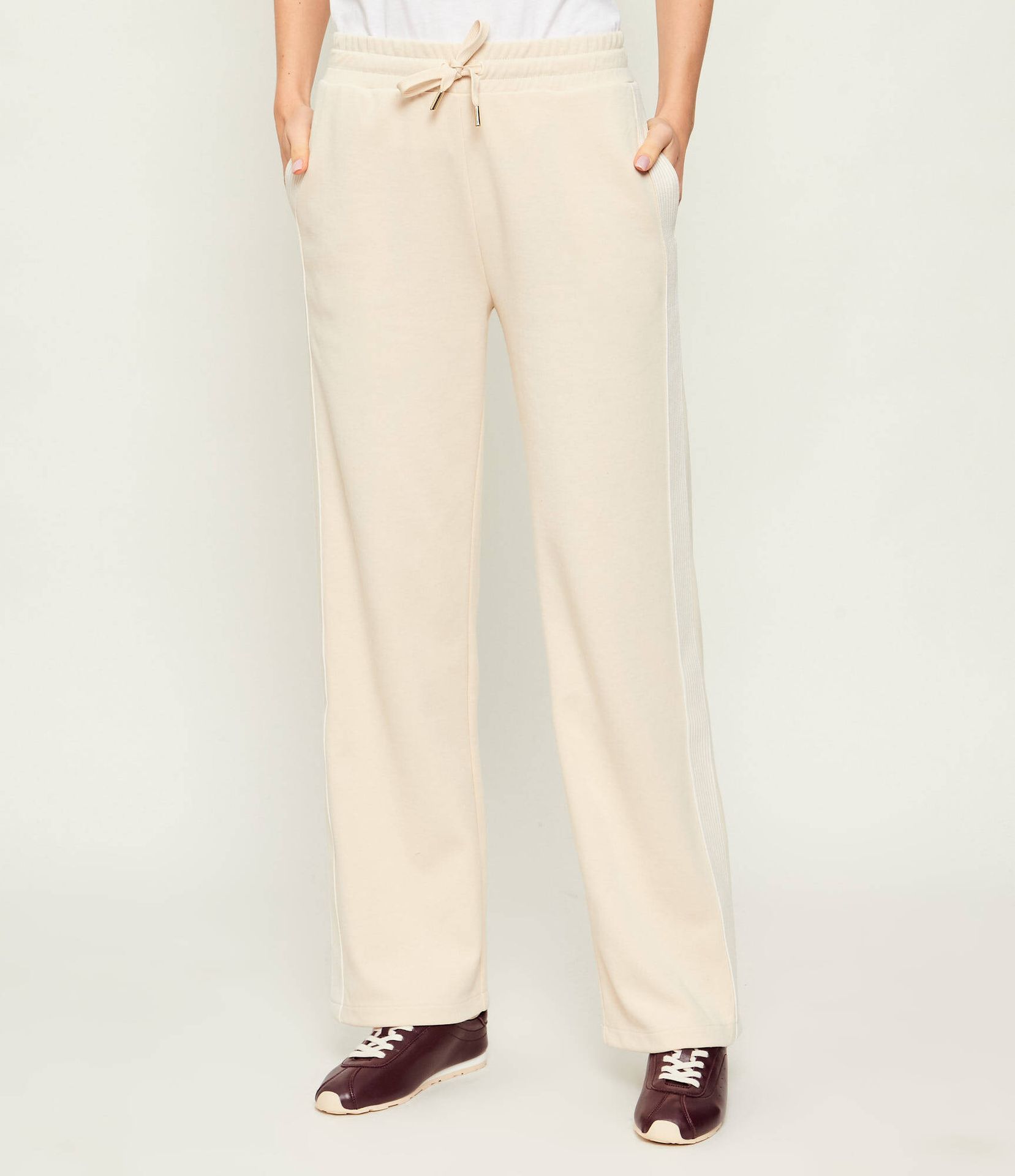 Joop! Spodnie dresowe Tahira Relaxed fit