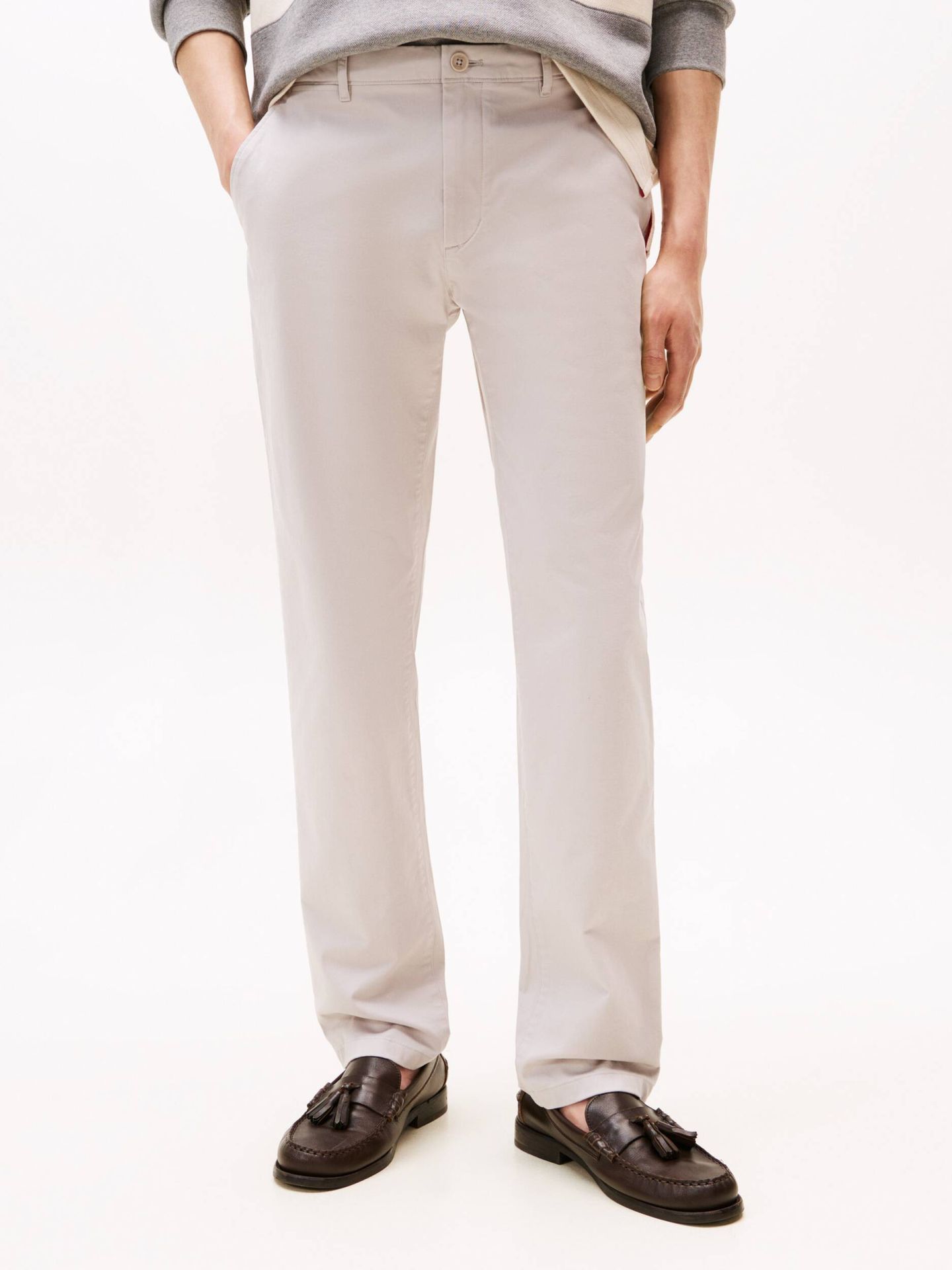 Tommy Hilfiger Spodnie chino Denton TH x F.C. Liverpool Straight fit