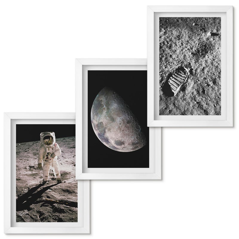 Zestaw obrazów w ramie - 3 części Astronauta na Księżycu ślad stopy zdjęcia Biała ramka