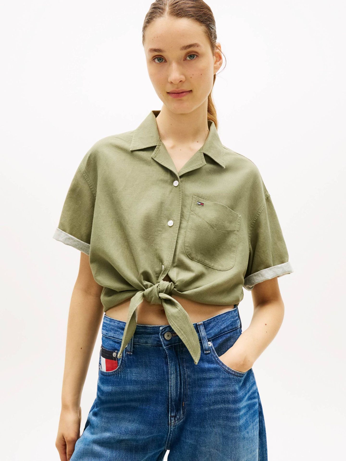 Tommy Jeans Lniana koszula Cropped Fit