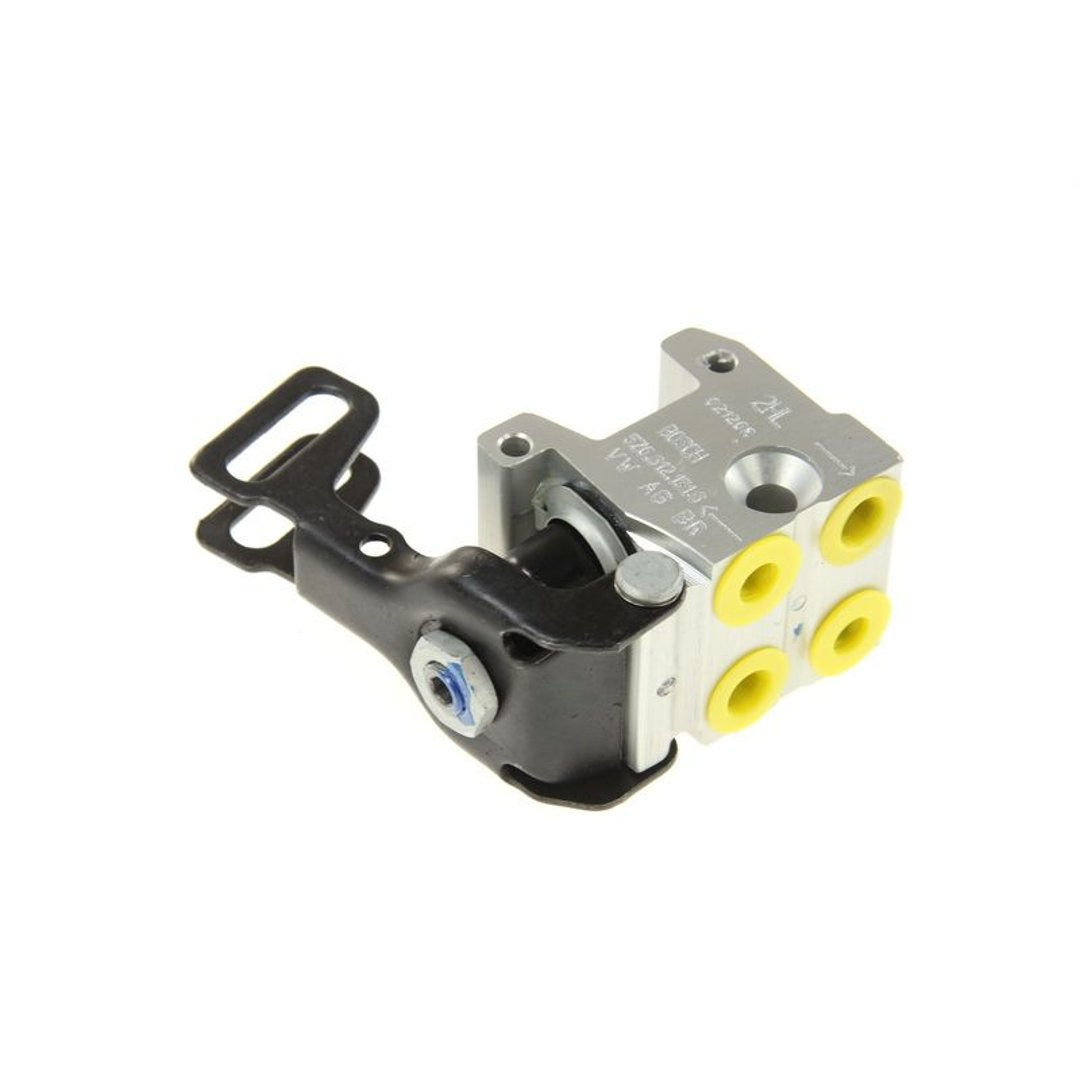 Bosch 0 204 031 681 regulator siły hamowania 0204031681