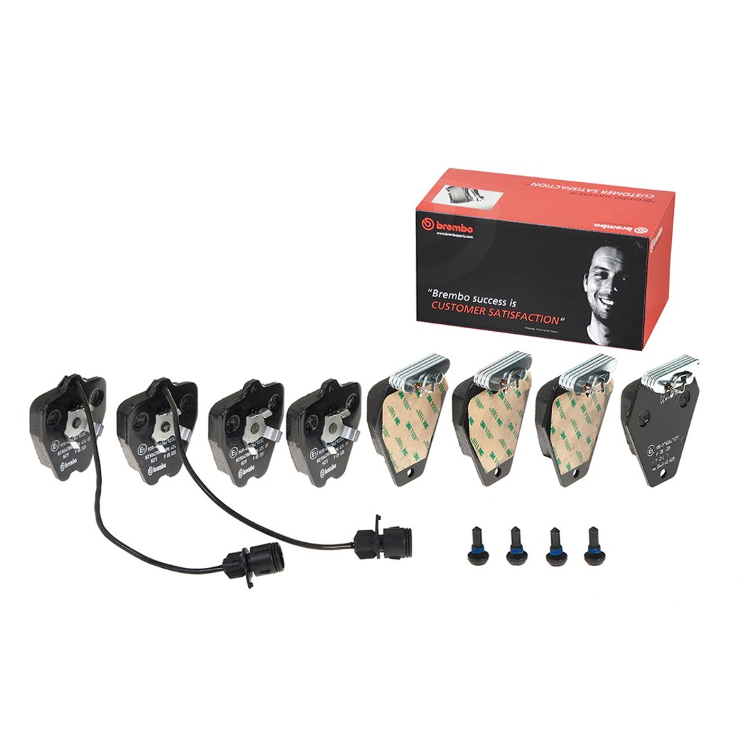 BREMBO Zestaw klocków hamulcowych, hamulce tarczowe P 85 038