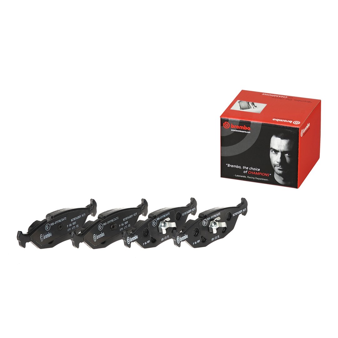 BREMBO Zestaw klocków hamulcowych, hamulce tarczowe P 06 009