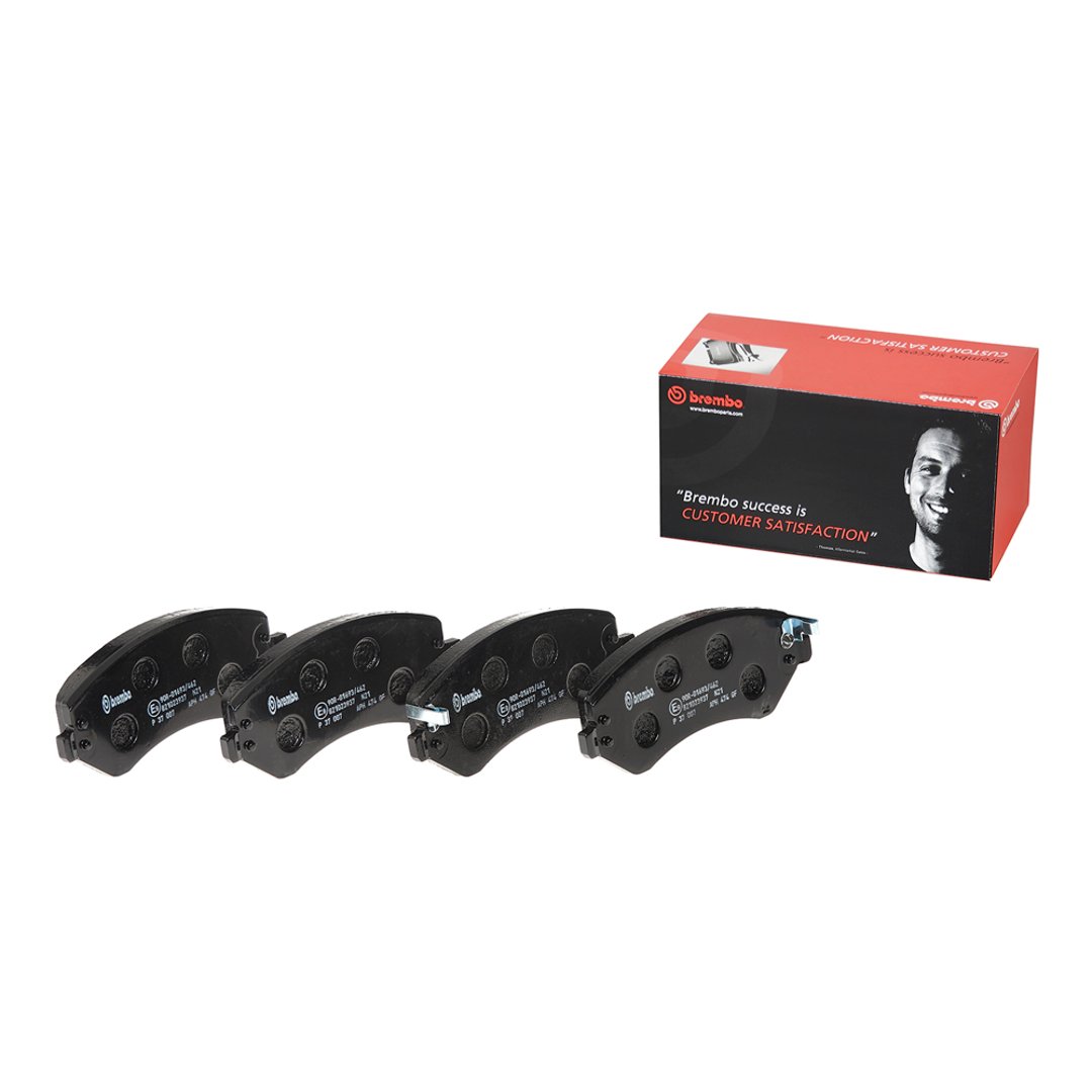 BREMBO Zestaw klocków hamulcowych, hamulce tarczowe P 37 007