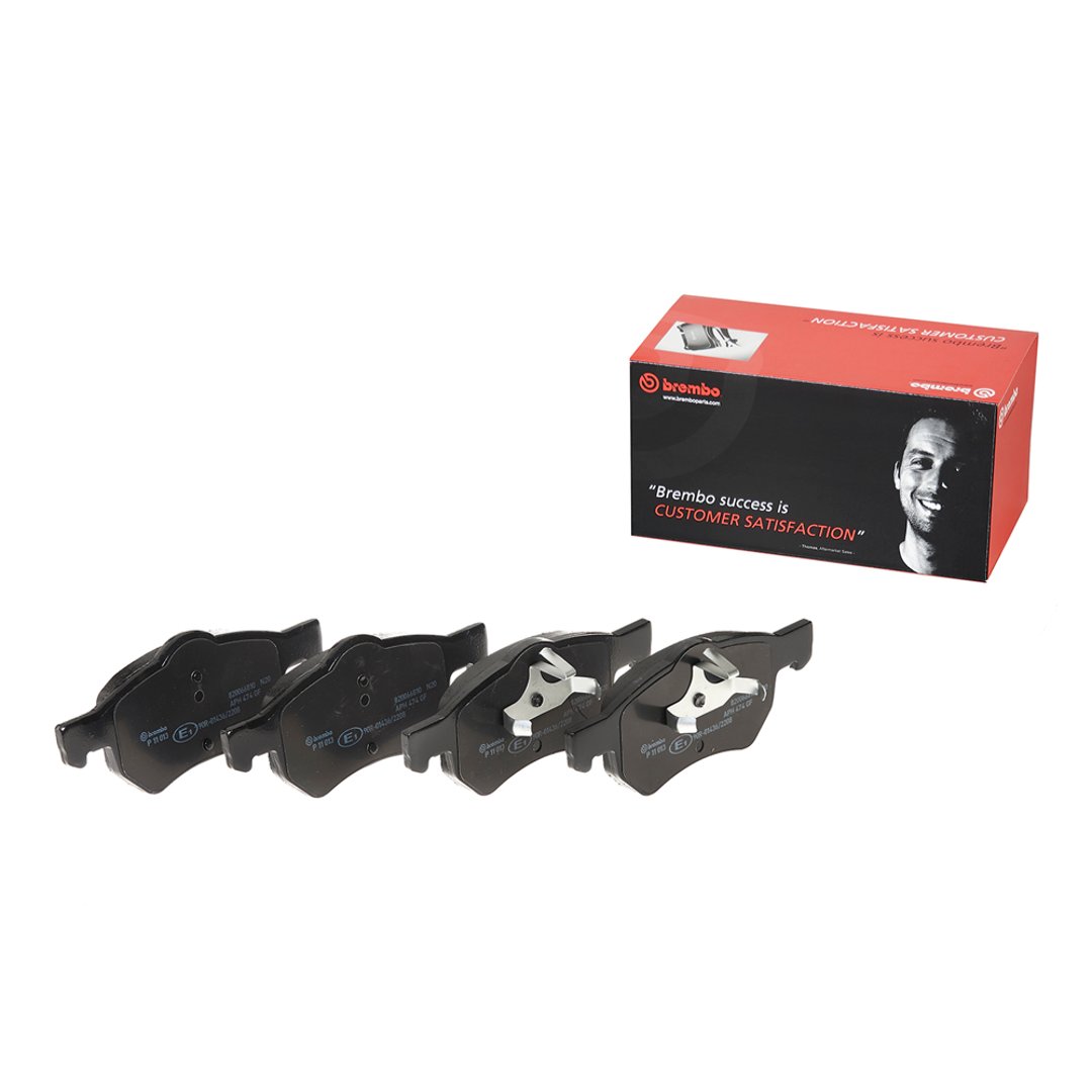 BREMBO Zestaw klocków hamulcowych, hamulce tarczowe P 11 013