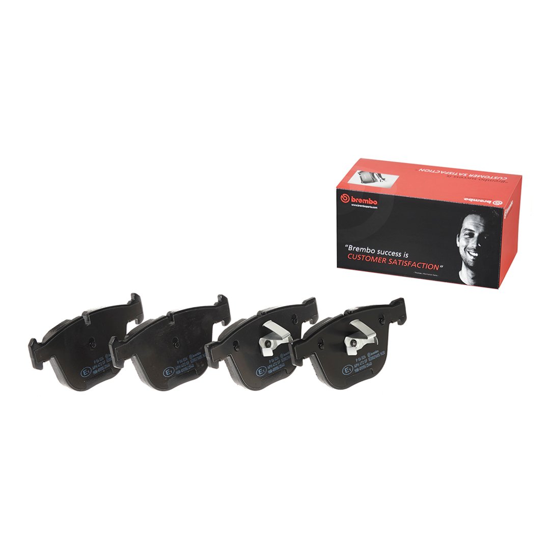 BREMBO Zestaw klocków hamulcowych, hamulce tarczowe P 06 026