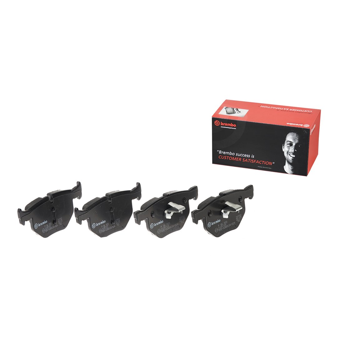 BREMBO Zestaw klocków hamulcowych, hamulce tarczowe P 06 033
