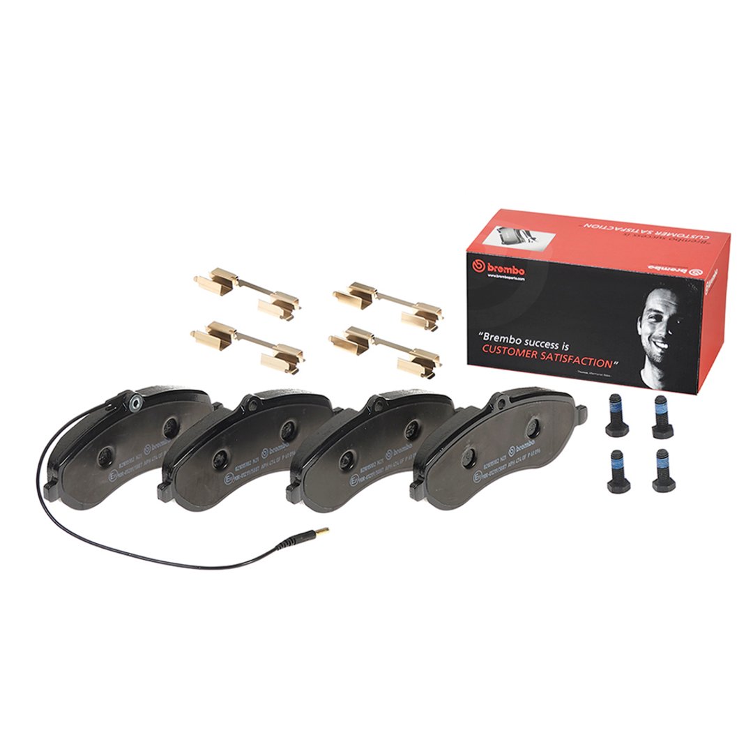 BREMBO Zestaw klocków hamulcowych, hamulce tarczowe P 61 096