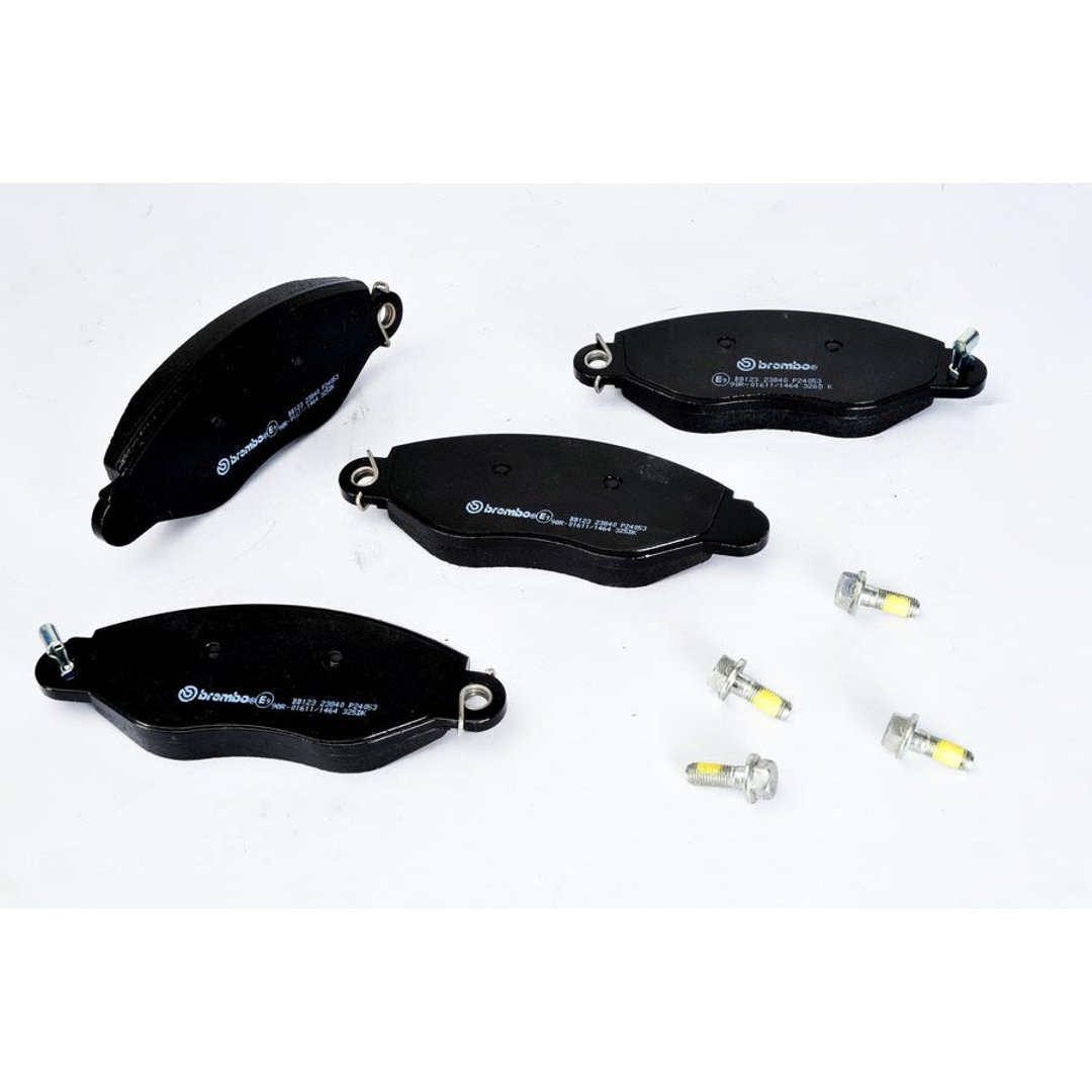 BREMBO Zestaw klocków hamulcowych, hamulce tarczowe P 24 053