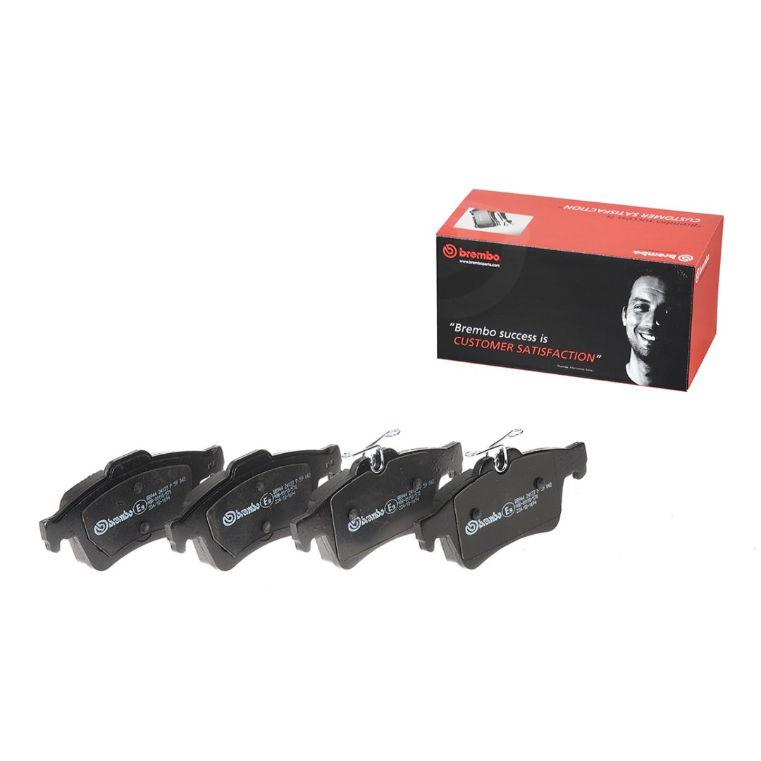 BREMBO Zestaw klocków hamulcowych, hamulce tarczowe P 59 042