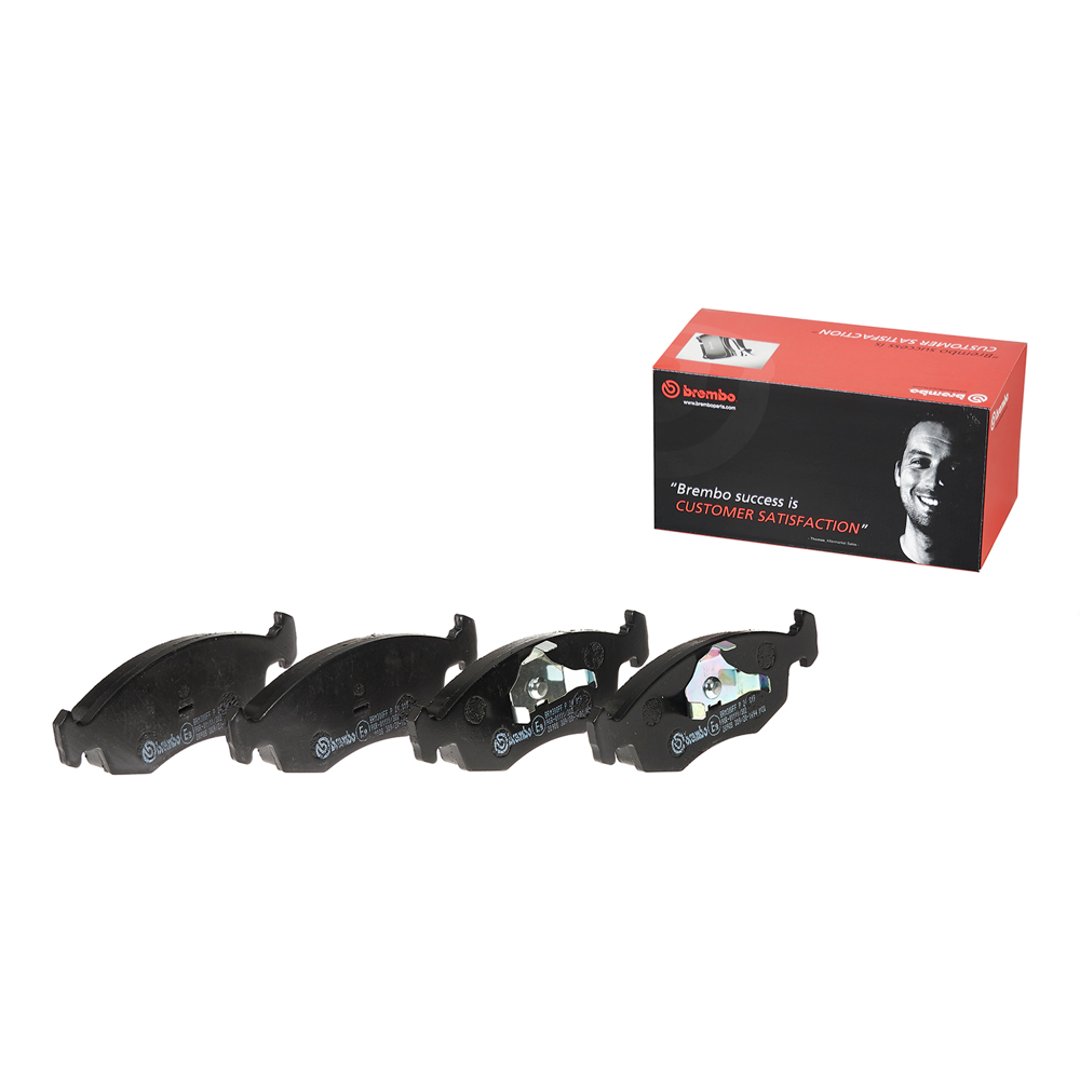 BREMBO Zestaw klocków hamulcowych, hamulce tarczowe P 24 019