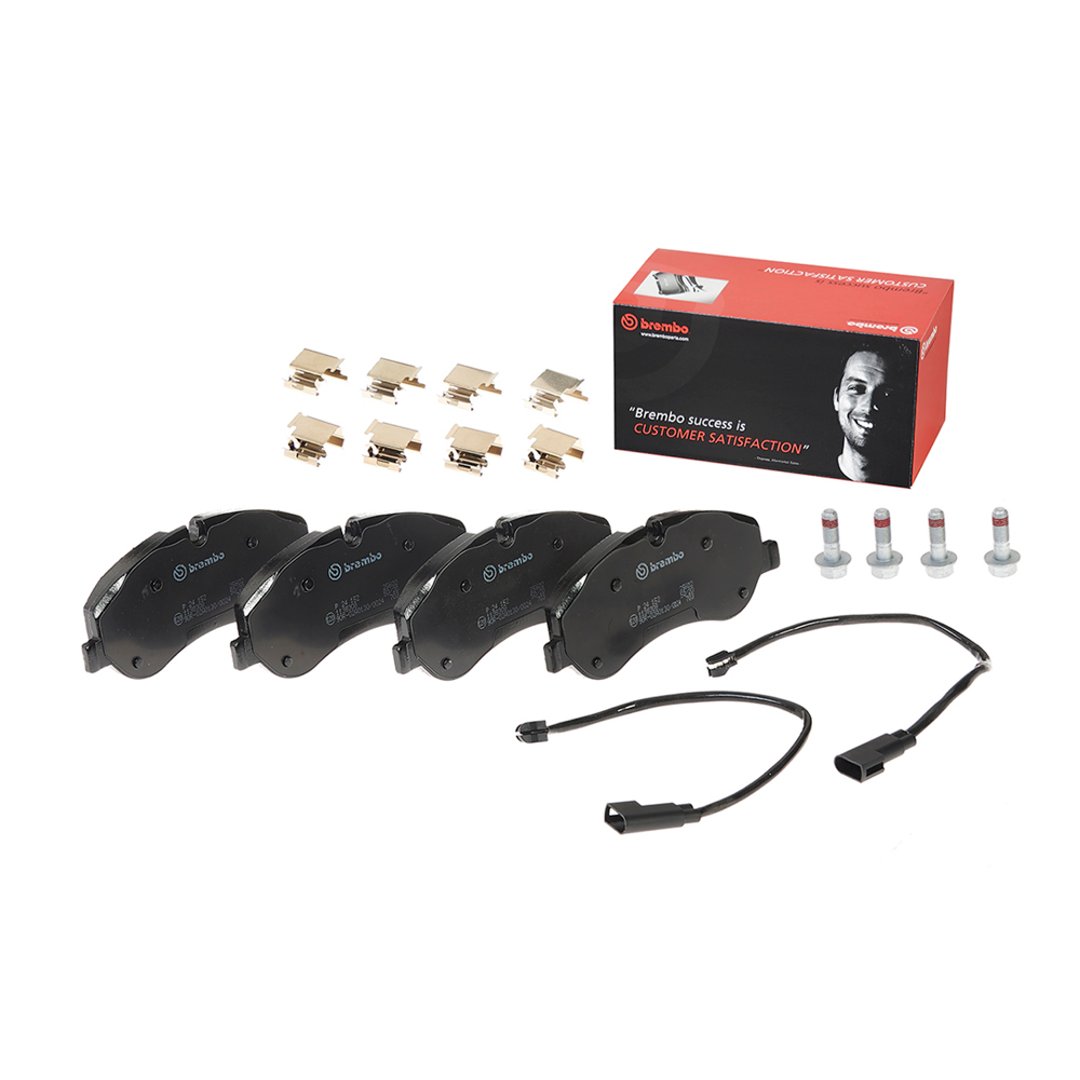 BREMBO Zestaw klocków hamulcowych, hamulce tarczowe P 24 152