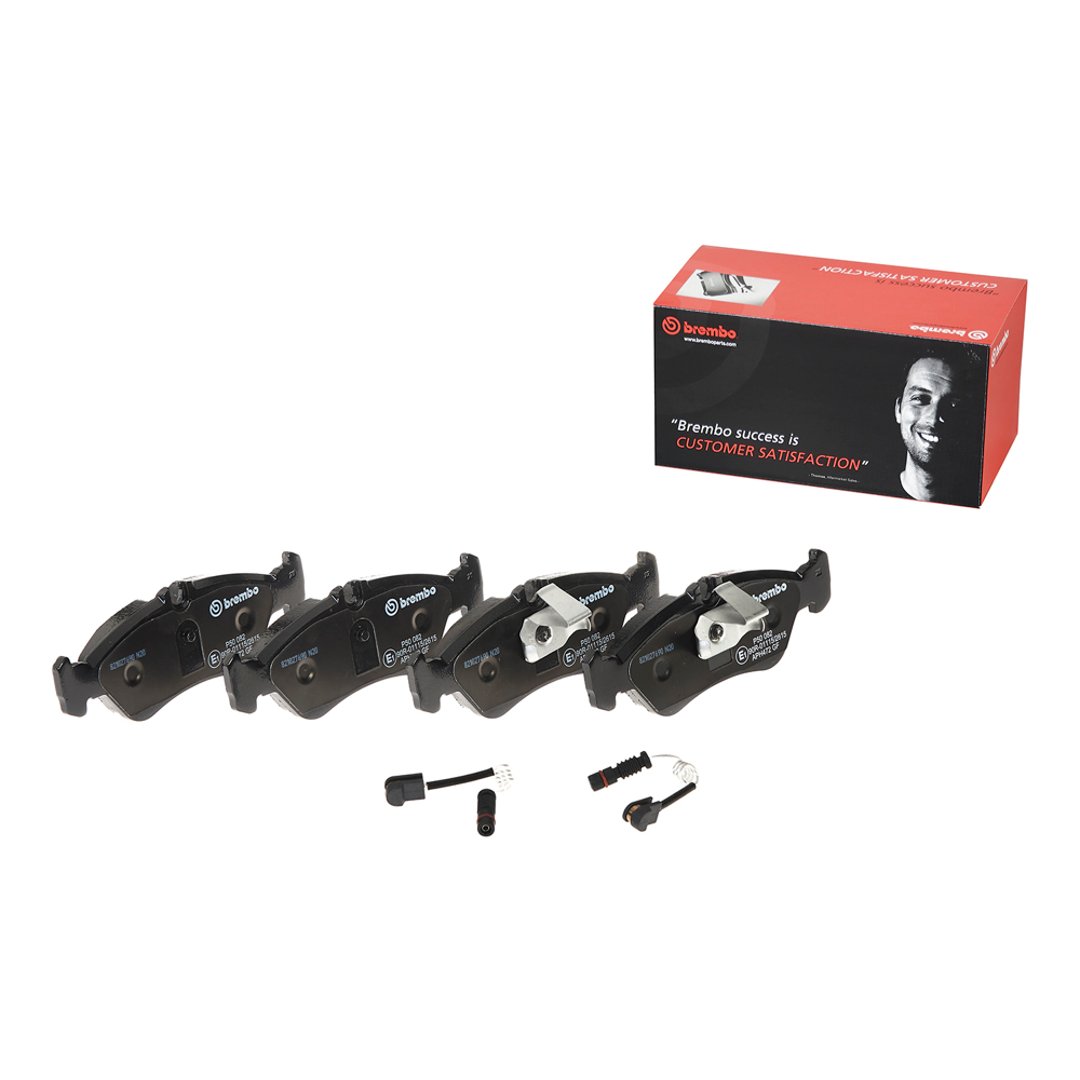 BREMBO Zestaw klocków hamulcowych, hamulce tarczowe P 50 082