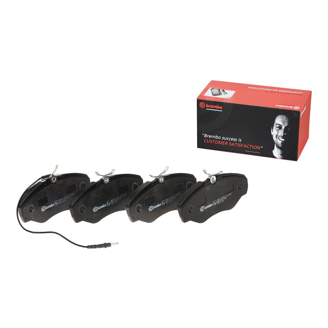 BREMBO Zestaw klocków hamulcowych, hamulce tarczowe P 68 026