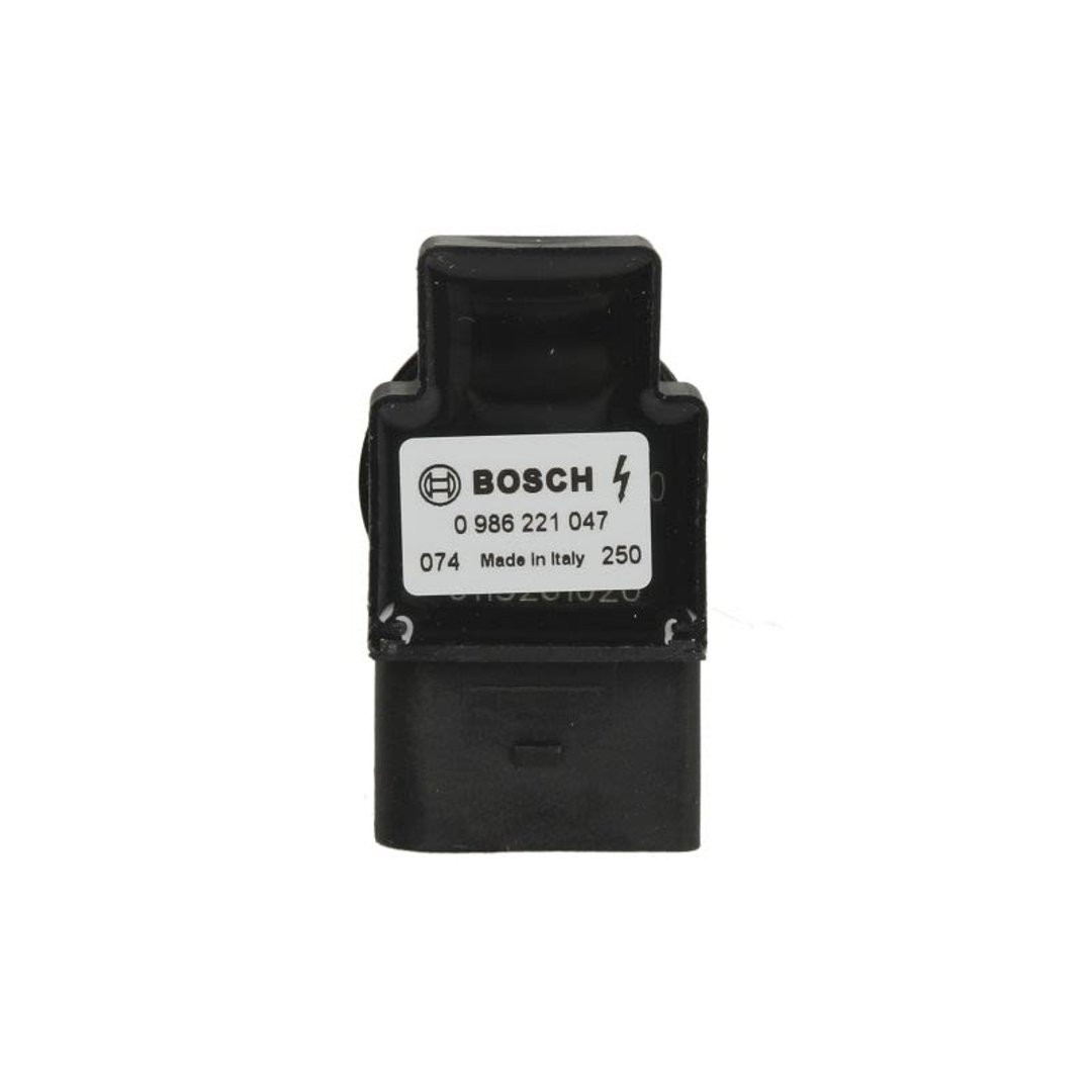 Bosch Cewka zapłonowa 0 986 221 047