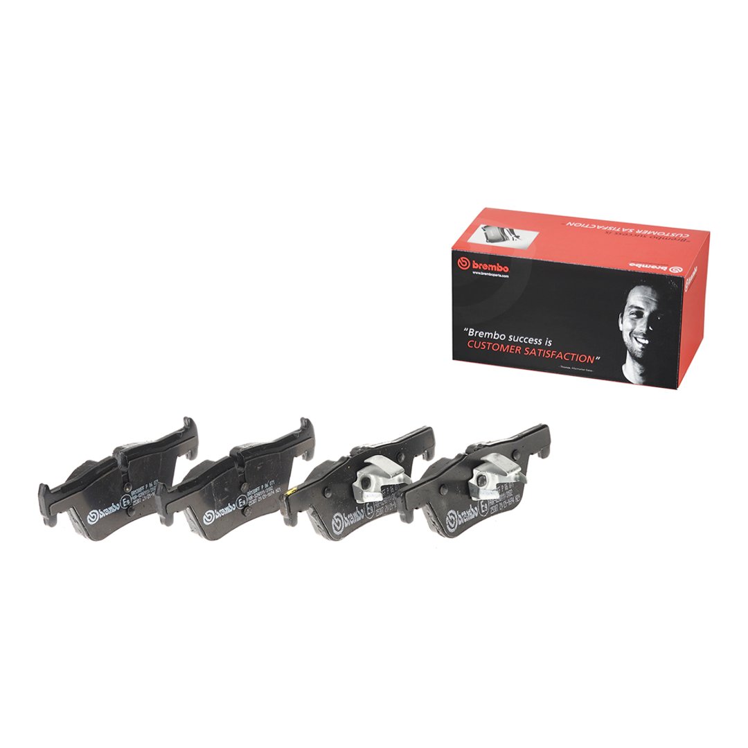 BREMBO Klocki hamulcowe - komplet P 06 071