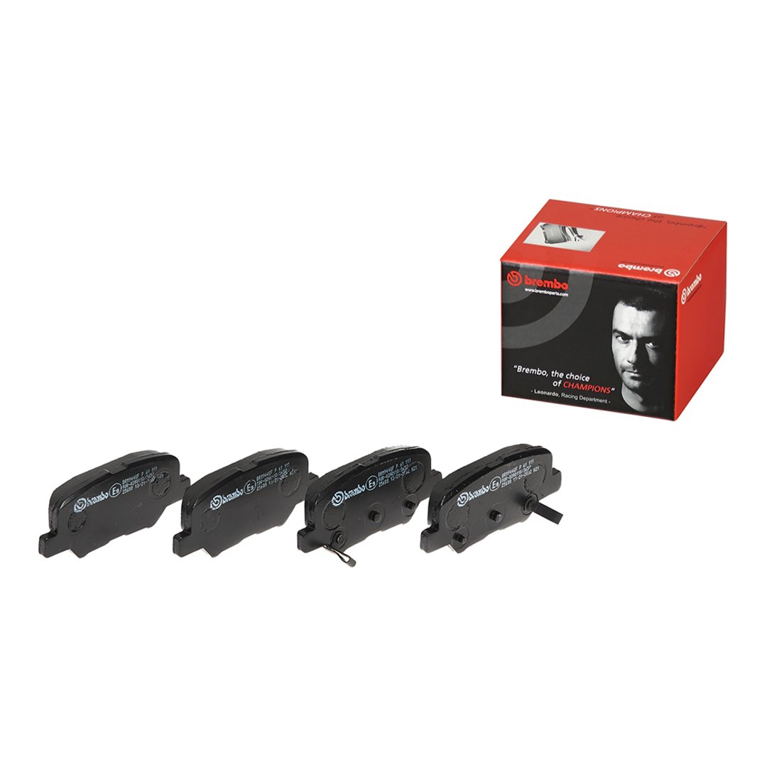 BREMBO Zestaw klocków hamulcowych, hamulce tarczowe P 61 111