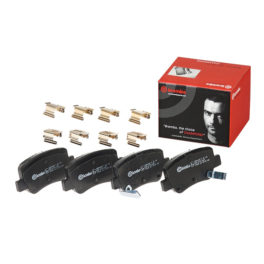BREMBO Zestaw klocków hamulcowych, hamulce tarczowe P 83 112